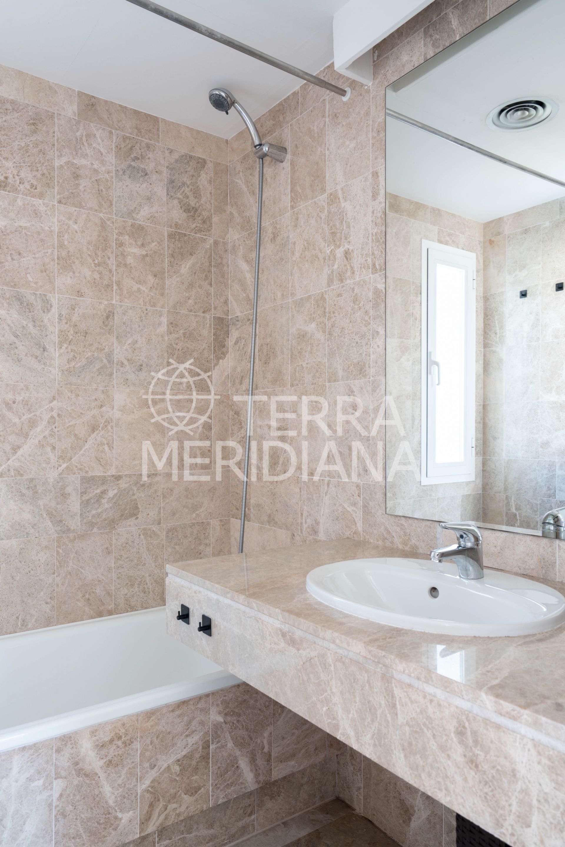 Duplex Penthouse in Los Naranjos de Marbella, Marbella