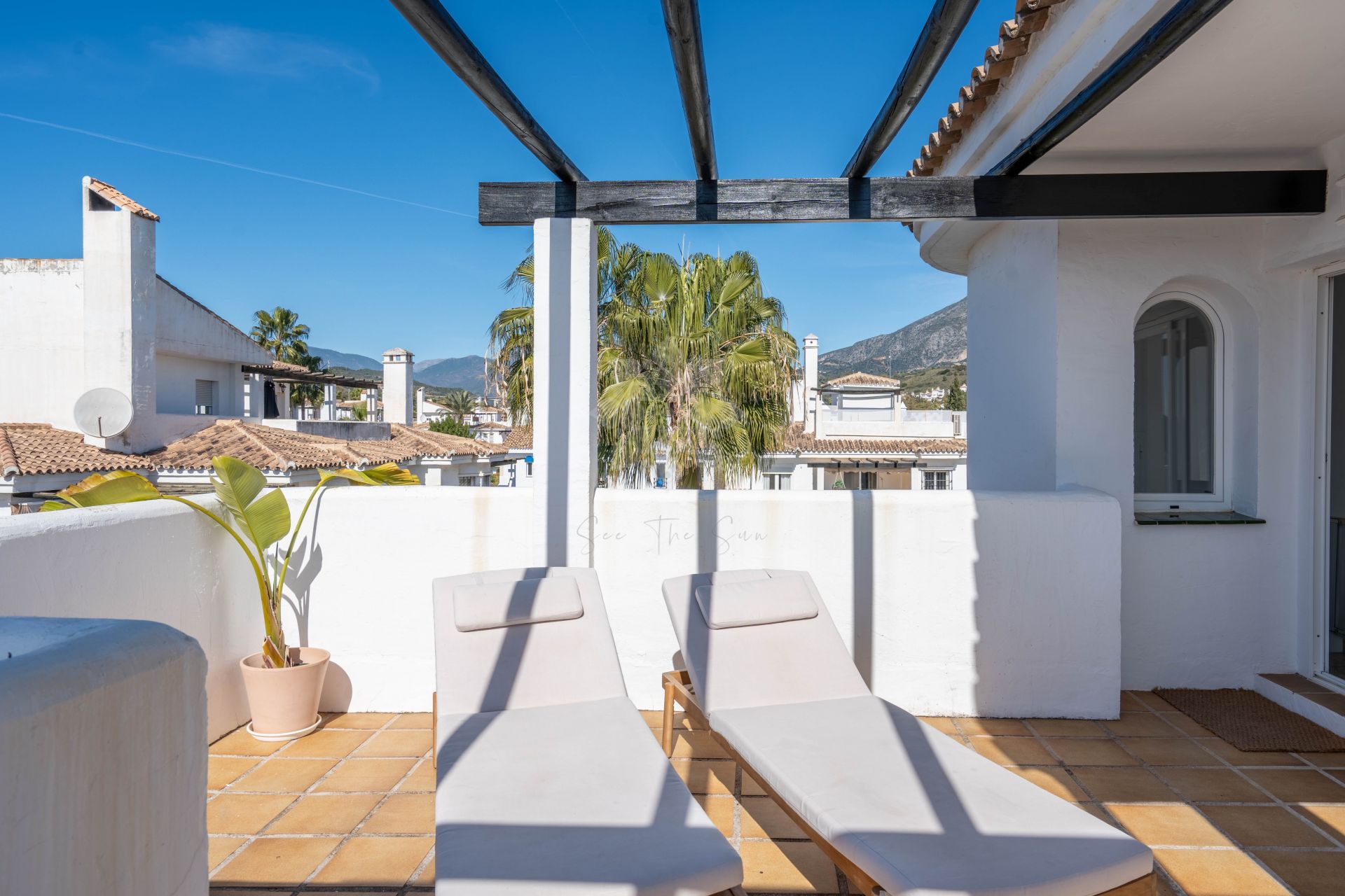 Duplex Penthouse in Los Naranjos de Marbella, Marbella