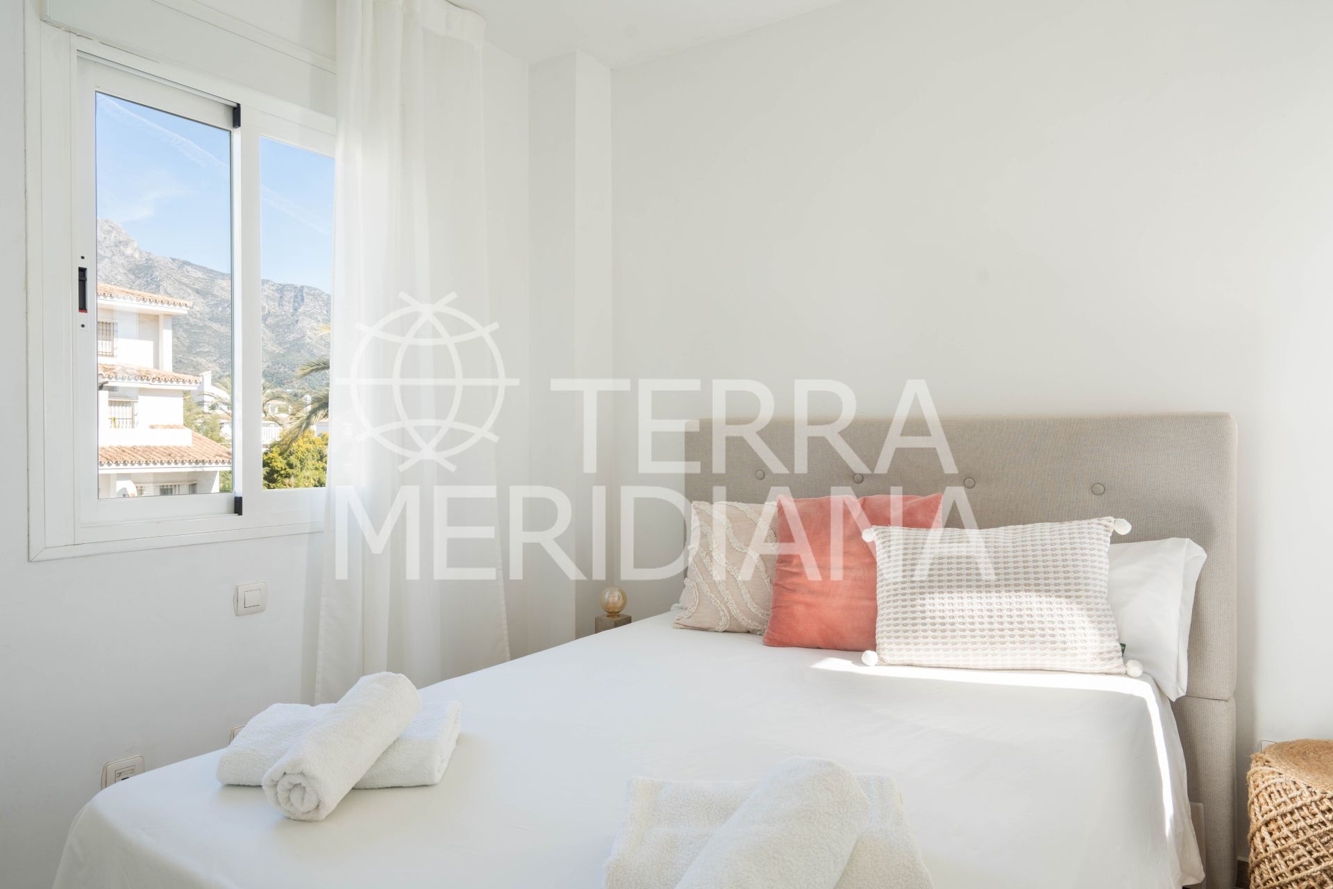 Duplex Penthouse in Los Naranjos de Marbella, Marbella