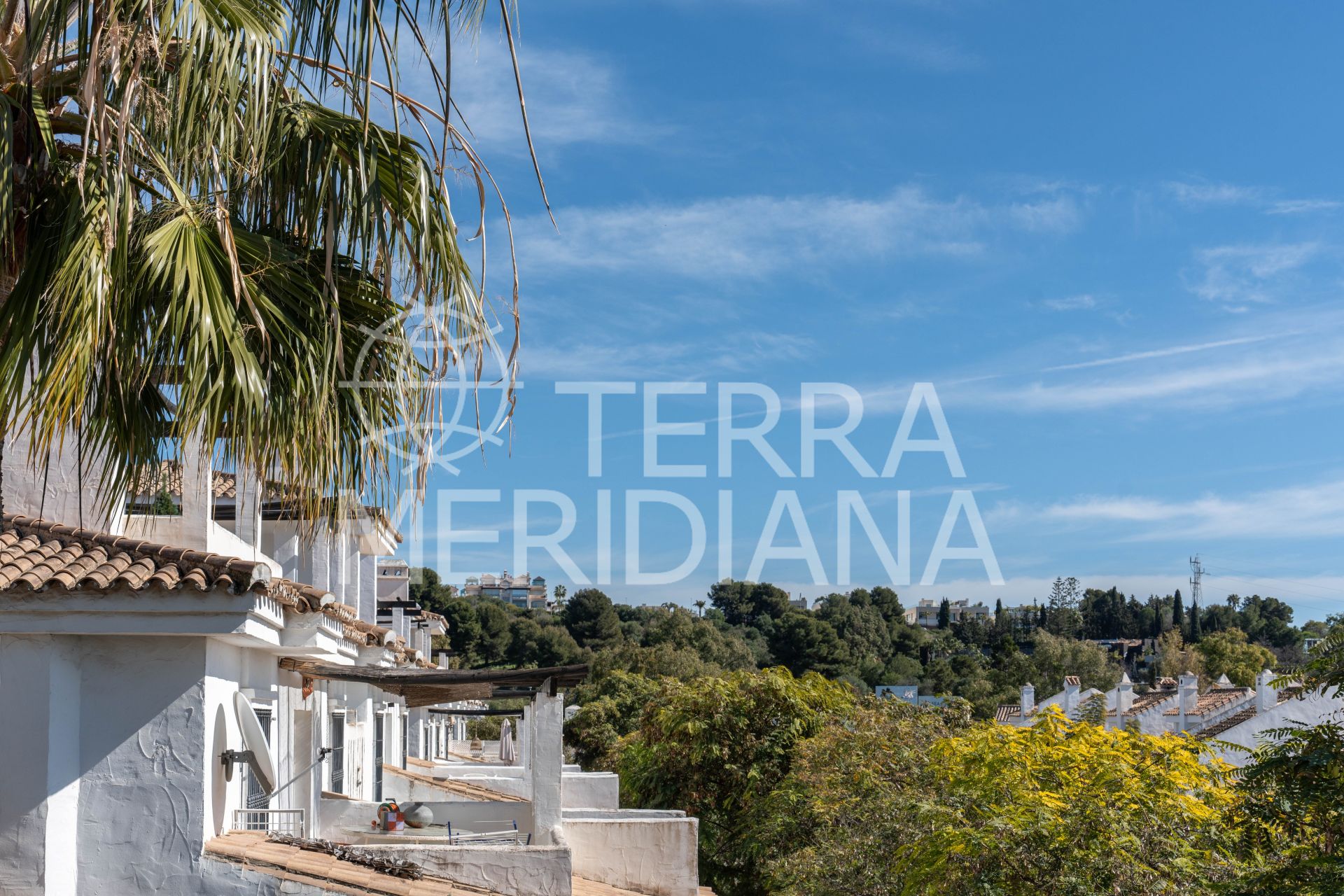 Duplex Penthouse in Los Naranjos de Marbella, Marbella