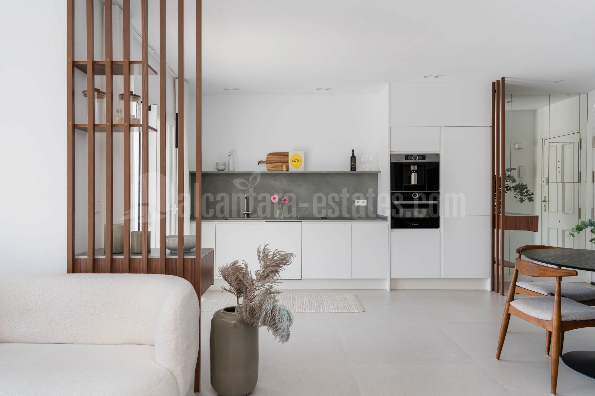 Apartment in Los Arcos (La Quinta), Benahavis