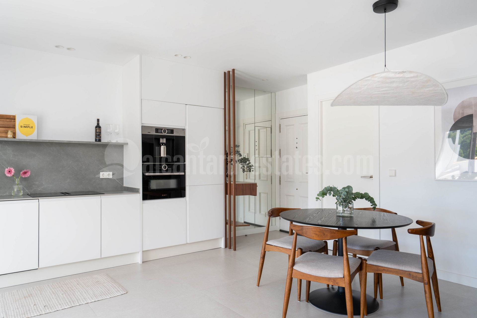 Apartment in Los Arcos (La Quinta), Benahavis