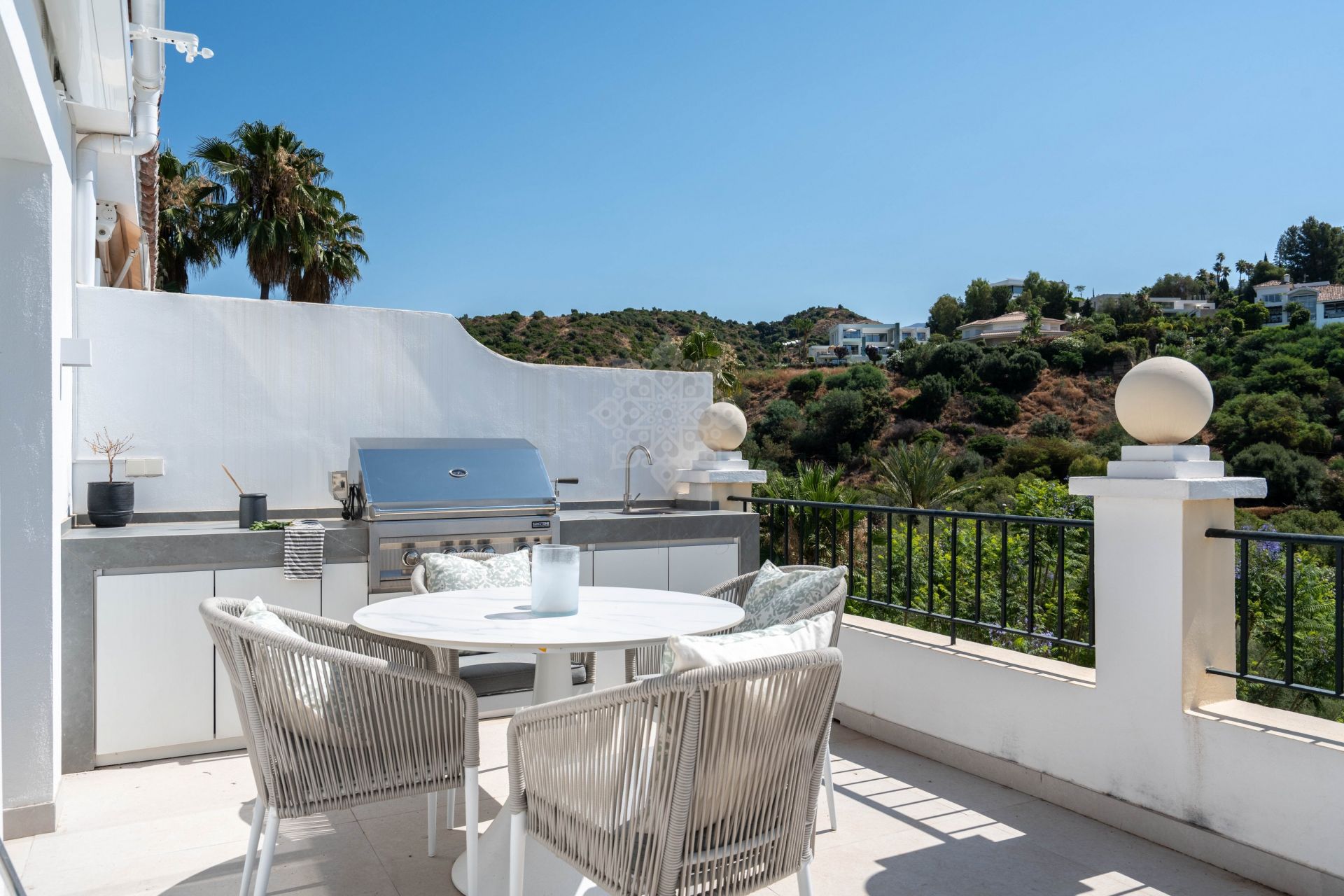 Apartament w Los Arcos (La Quinta), Benahavis