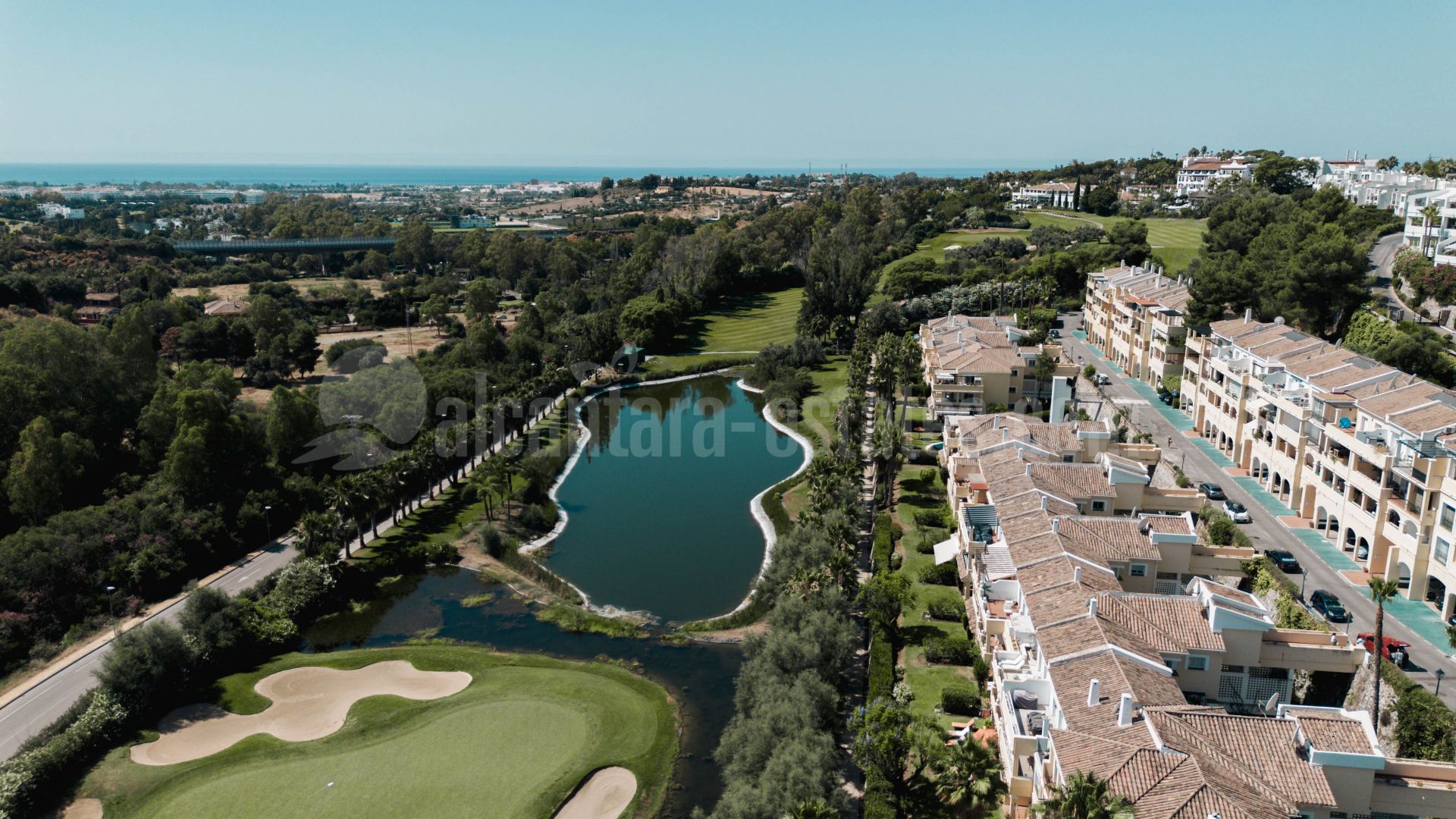 Apartment in Los Arcos (La Quinta), Benahavis
