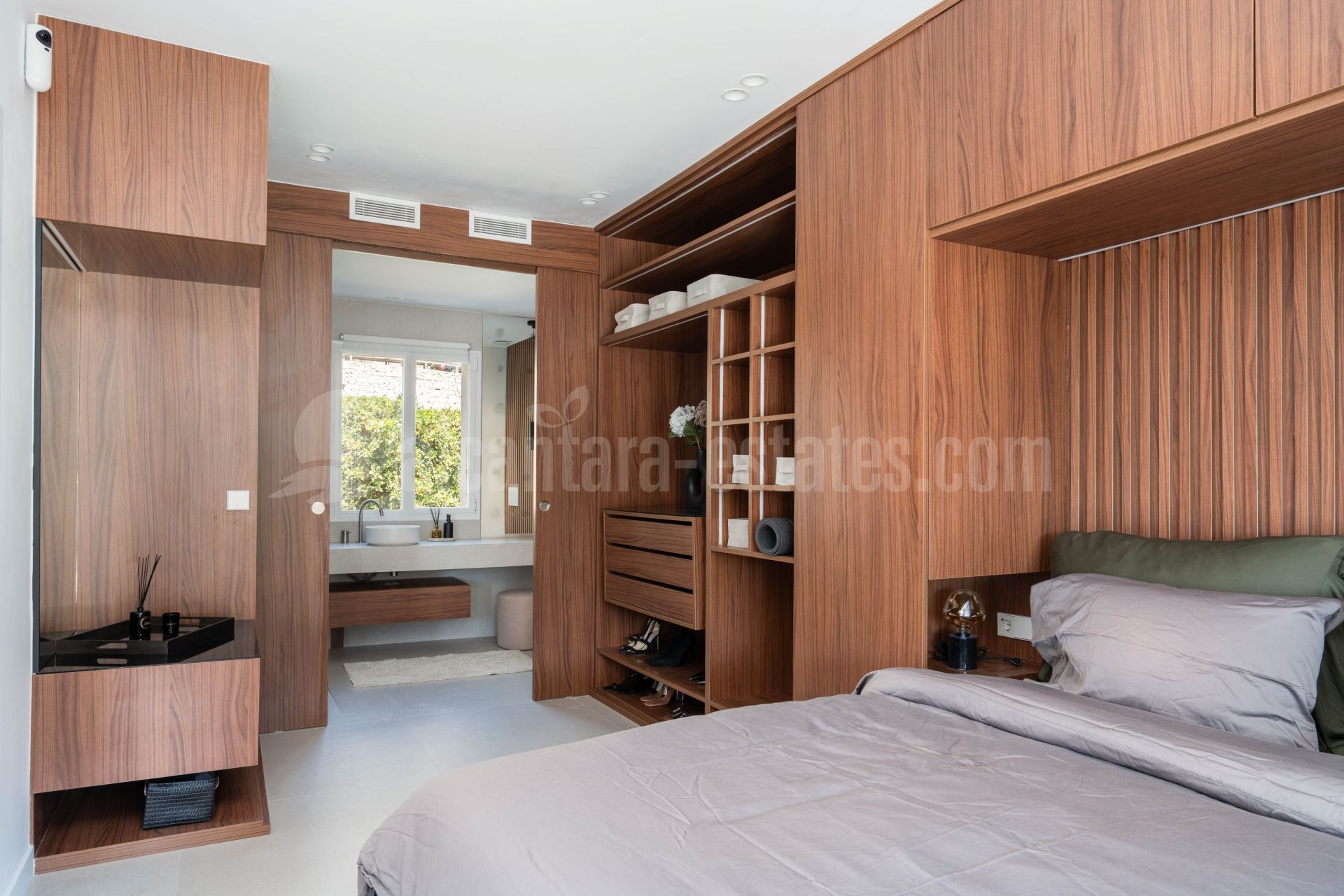 Apartment in Los Arcos (La Quinta), Benahavis