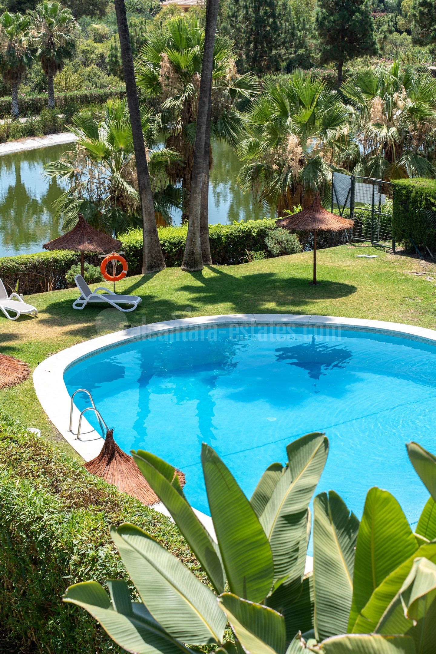 Apartment in Los Arcos (La Quinta), Benahavis