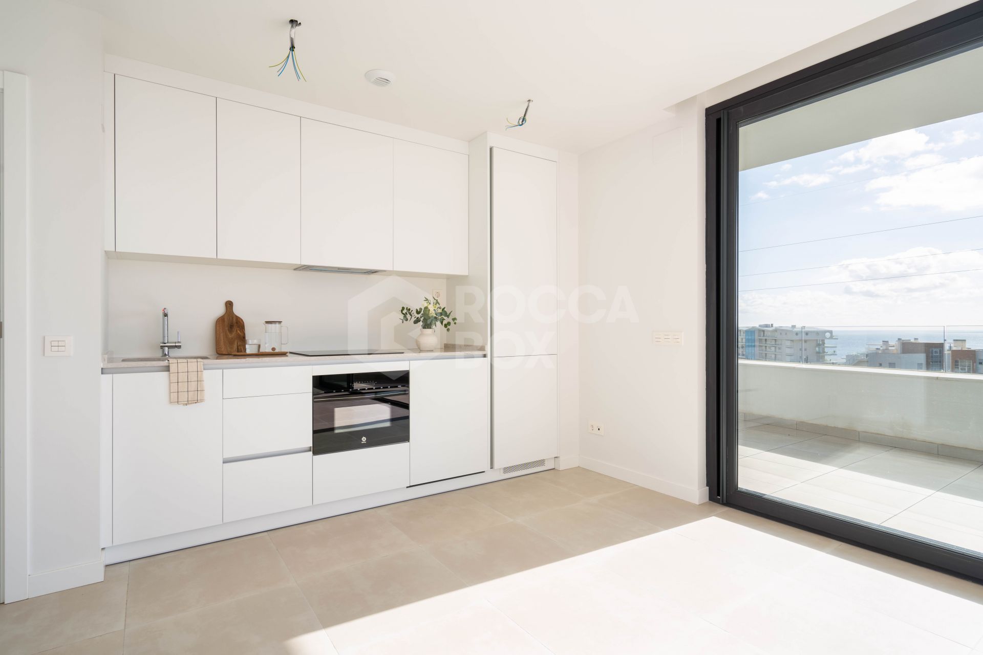 Discover the perfect blend of luxury and convenience with this brand-new corner apartment in the highly sought-after Higueron West.