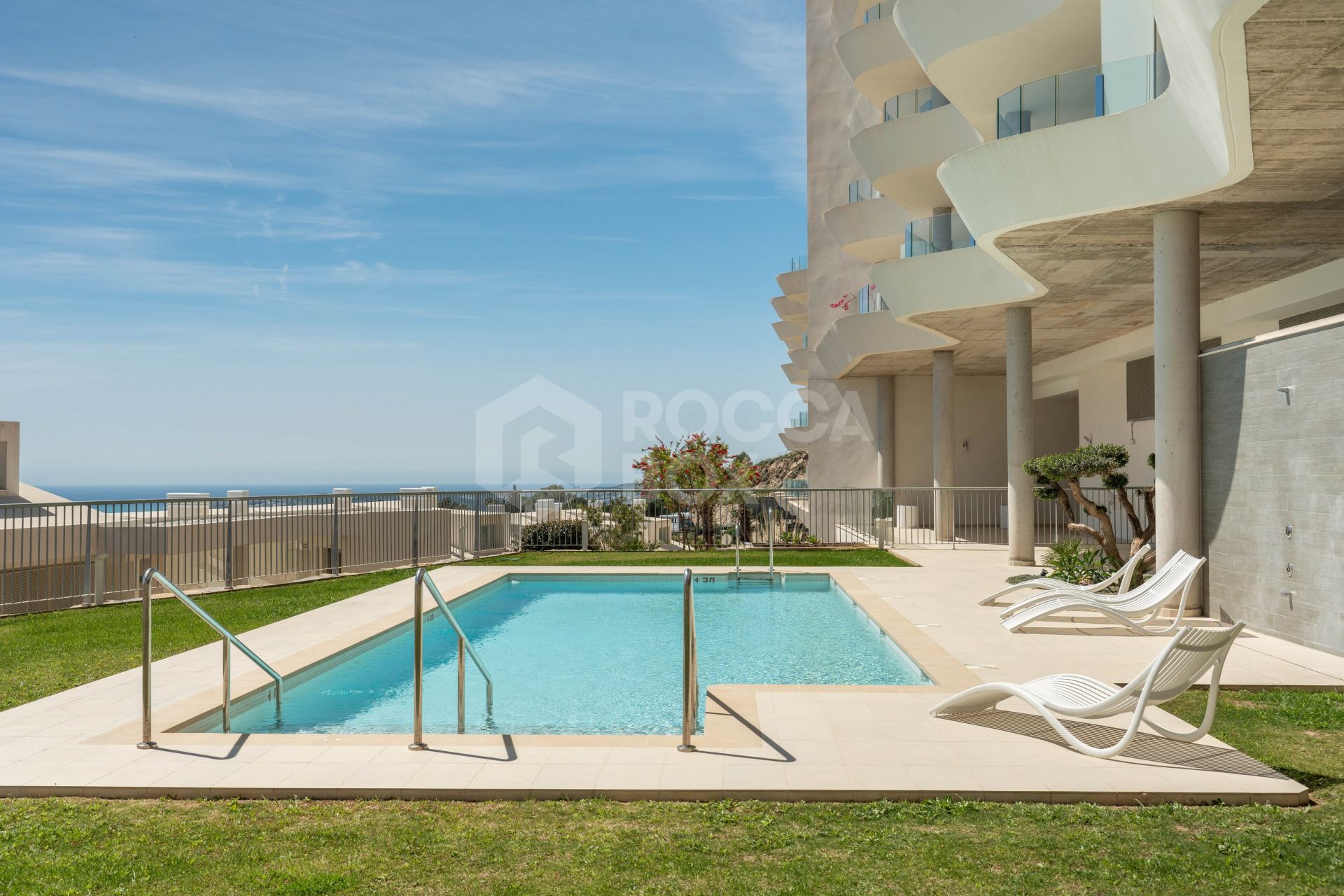Stunning Newly Built Penthouse in Benalmadena: Breathtaking Views, Luxury Living!