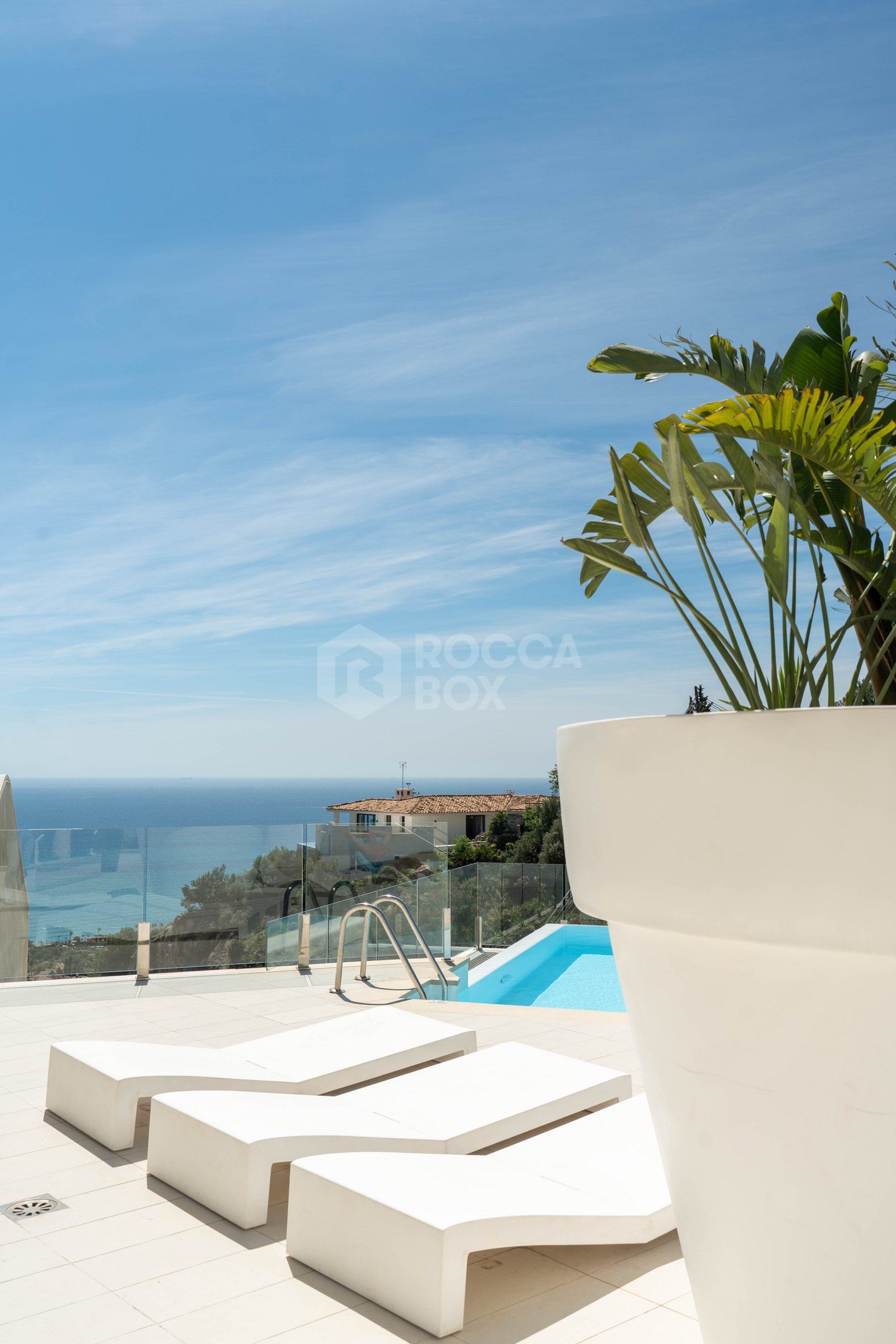 Stunning Newly Built Penthouse in Benalmadena: Breathtaking Views, Luxury Living!