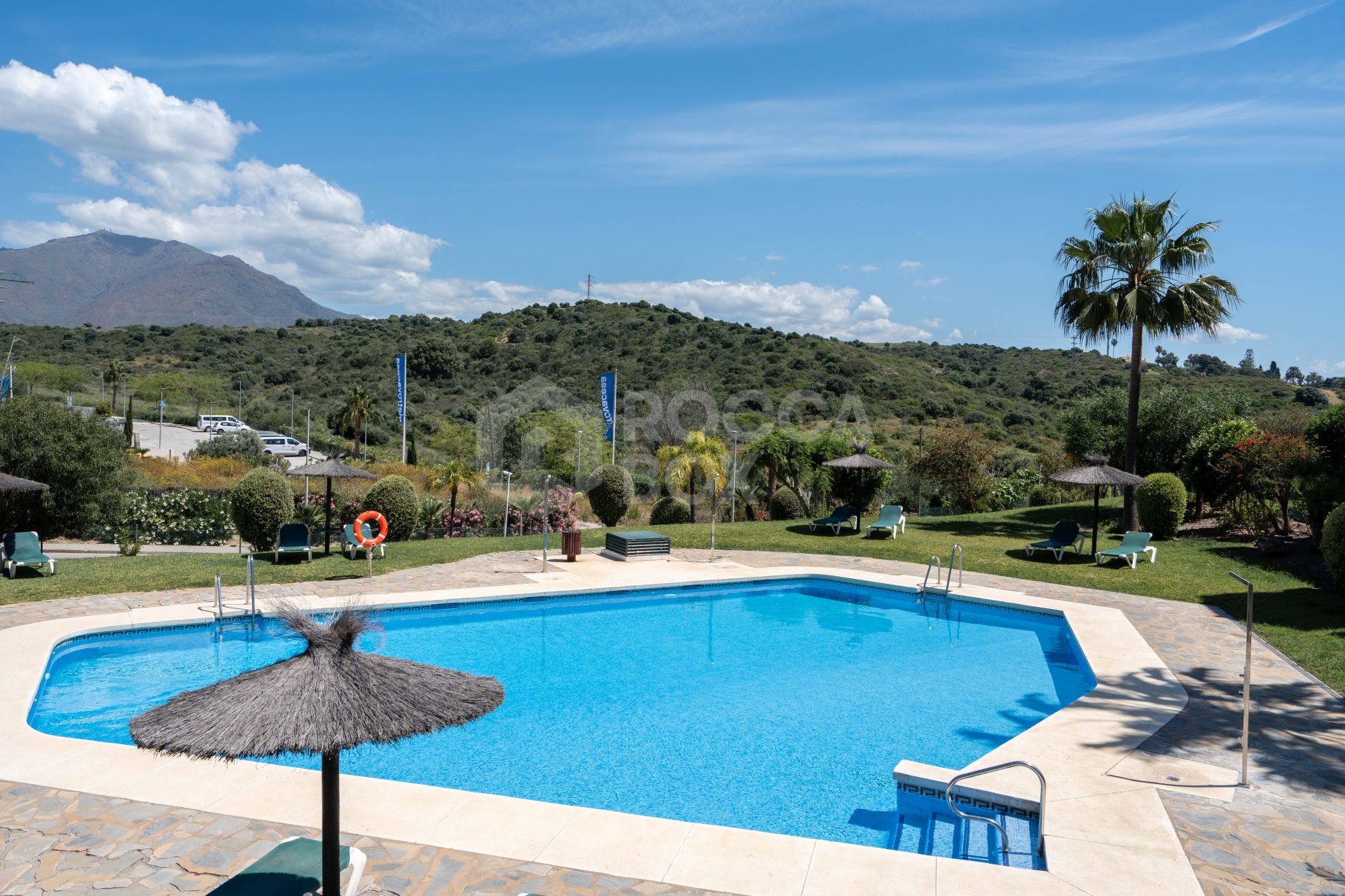 Elegant Coastal Living in Estepona – Corner Garden Apartment with Style & Serenity in Costa Galera