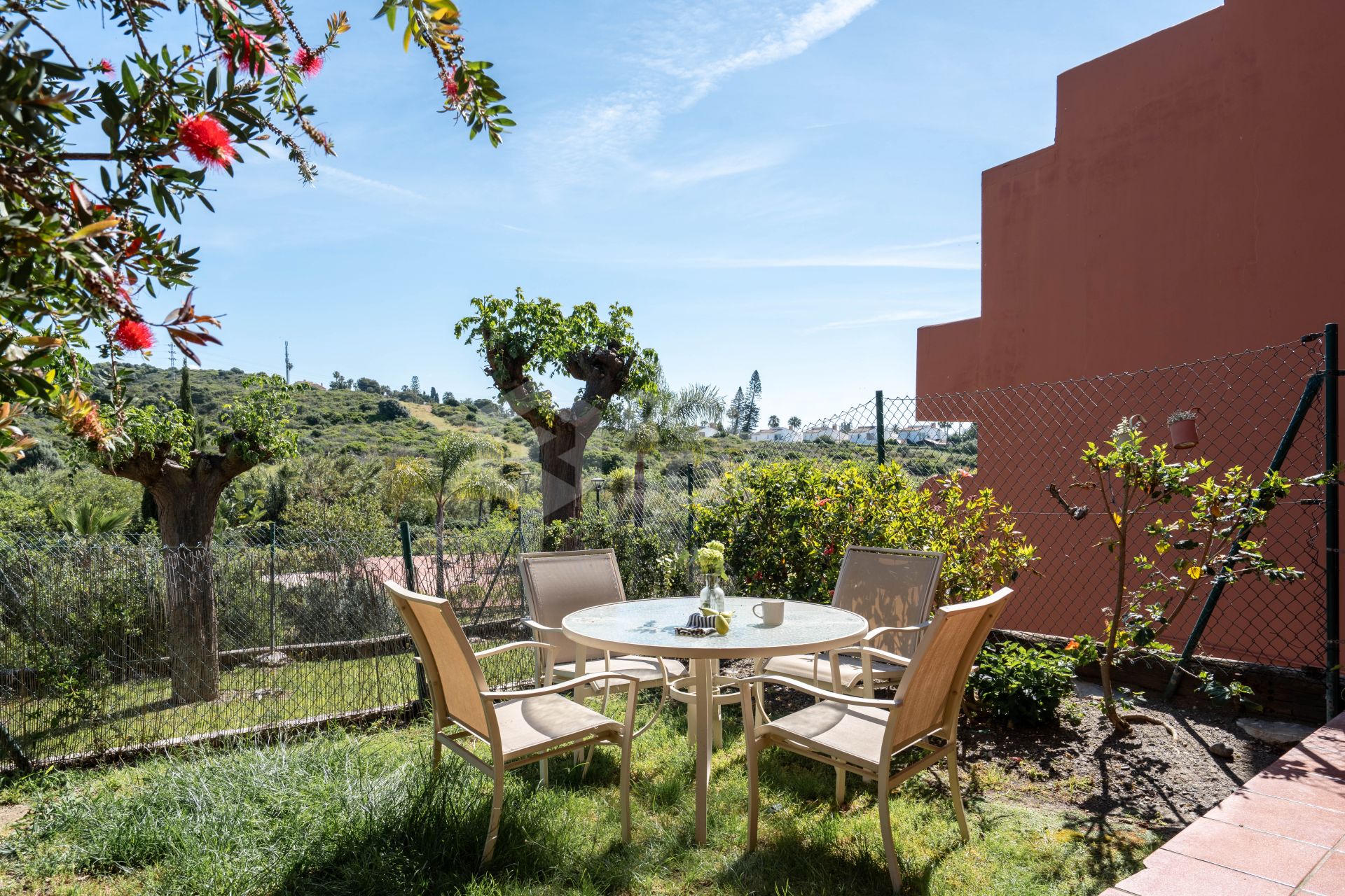 Elegant Coastal Living in Estepona – Corner Garden Apartment with Style & Serenity in Costa Galera