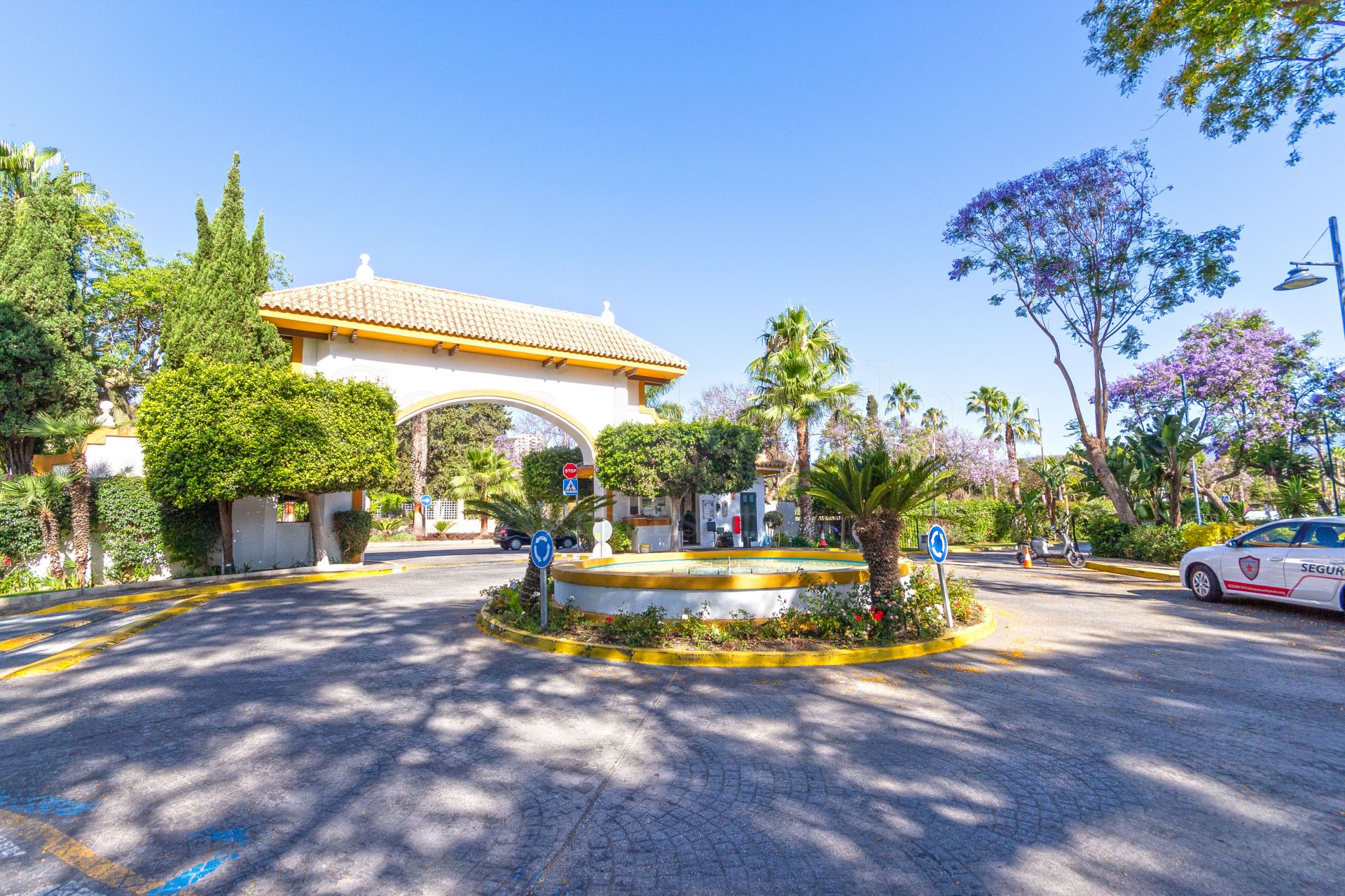 Ground Floor Apartment in La Dama de Noche, Marbella