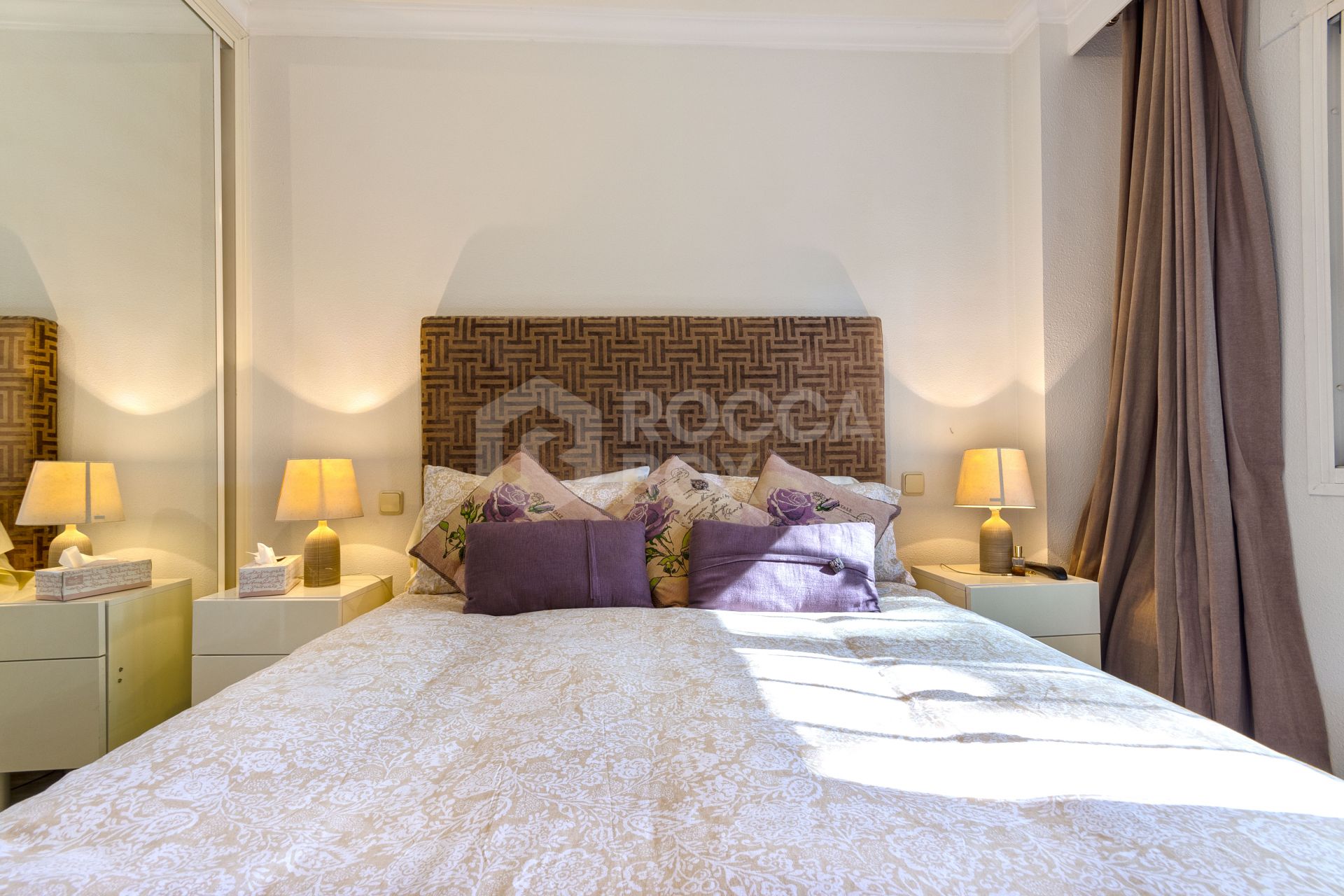 Ground floor flat for & rent with private garden, Dama de Noche