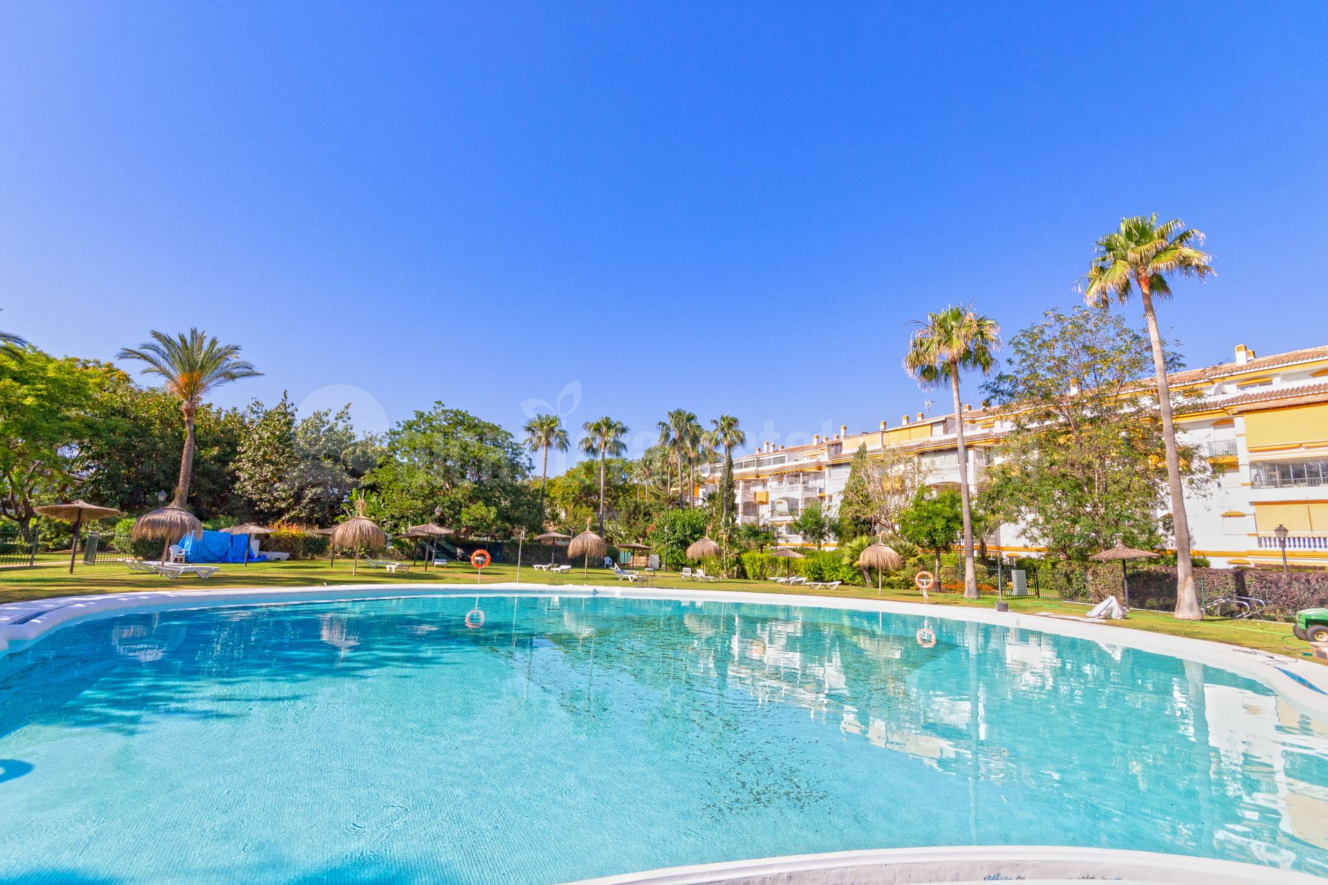 Ground Floor Apartment in La Dama de Noche, Marbella
