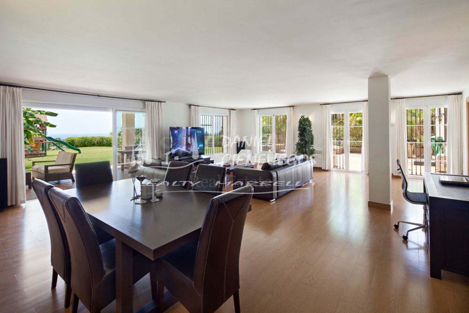 Villa in Los Altos de los Monteros, Marbella