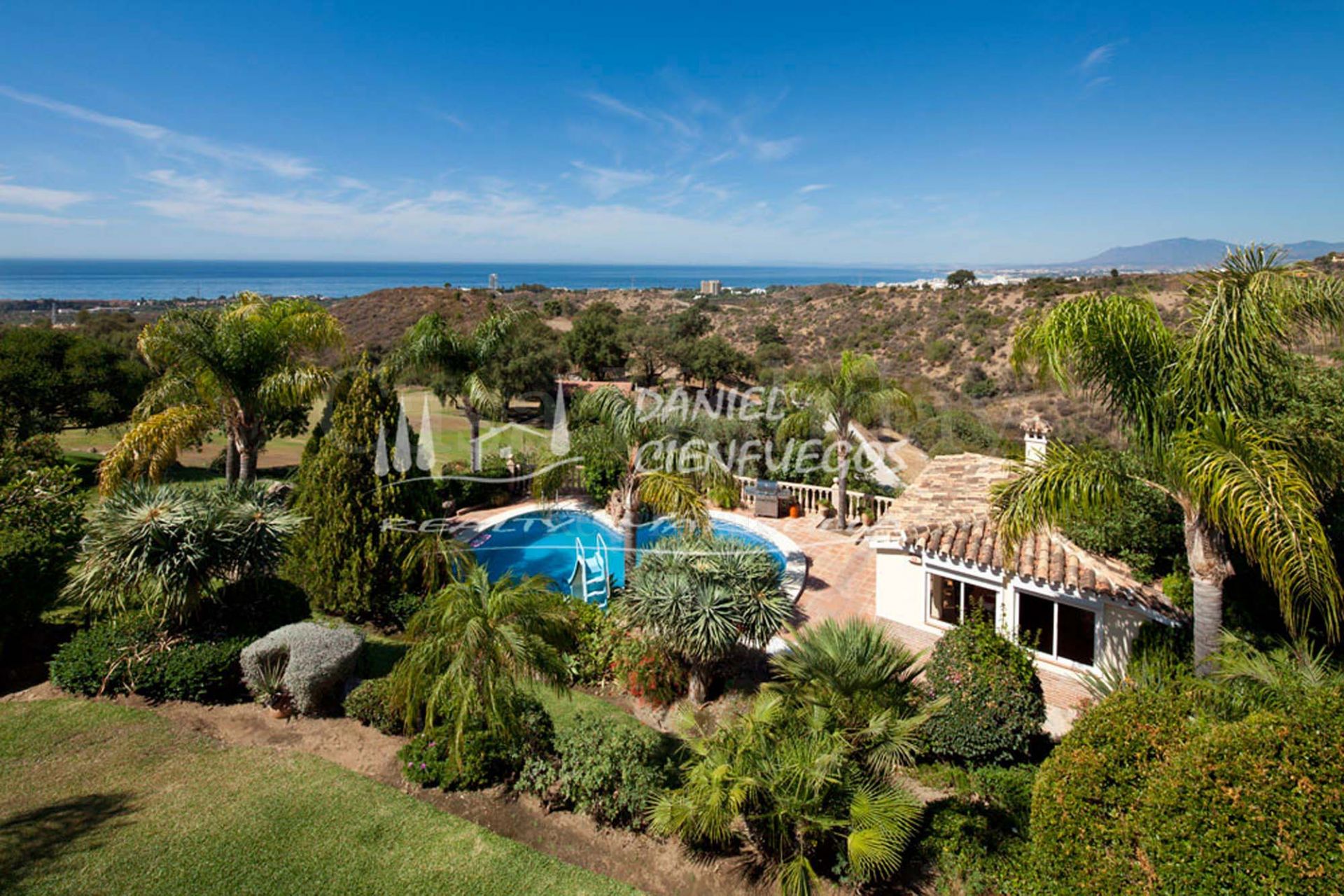 Villa in Los Altos de los Monteros, Marbella