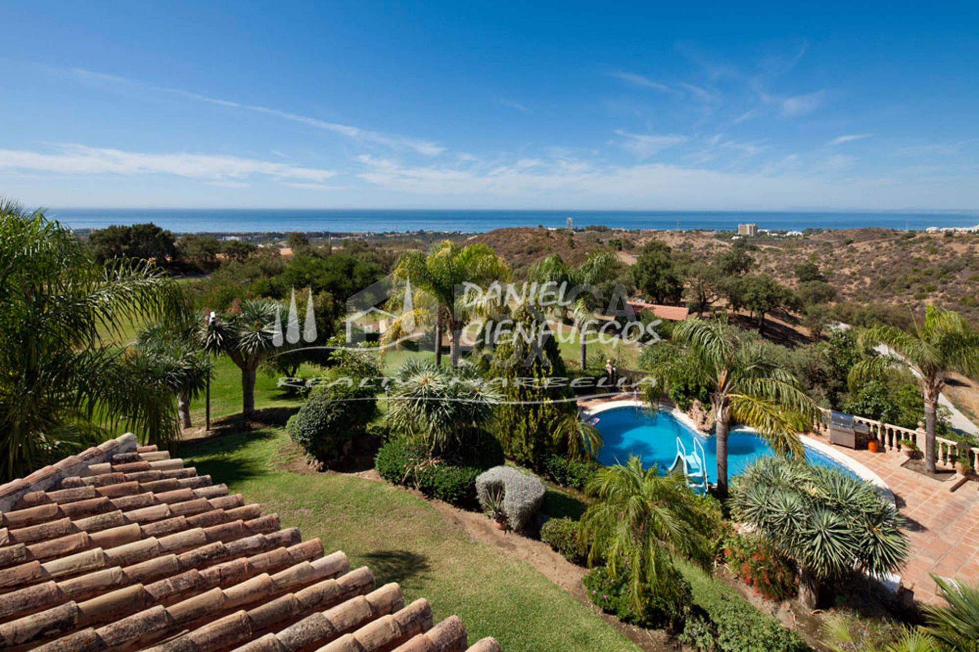 Villa_Finca for sale panoramic view Altos los Monteros Marbella