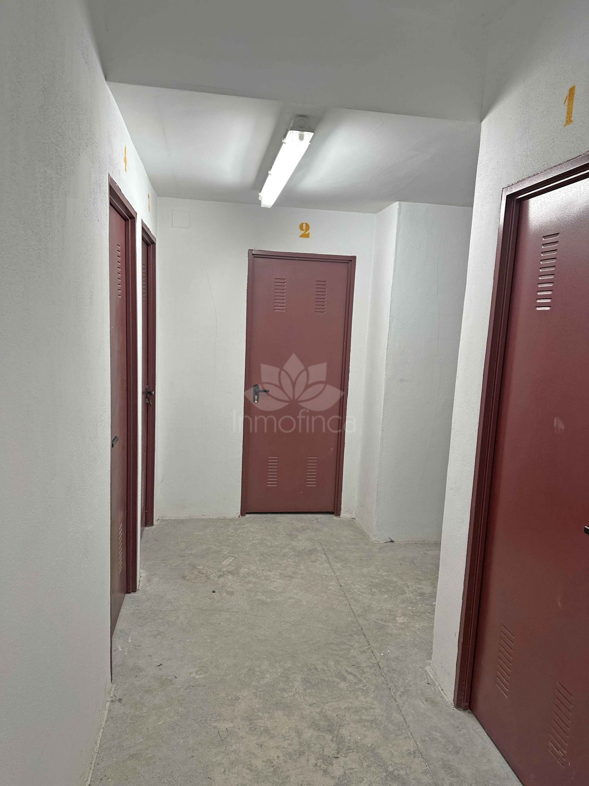 Almacen en Paraiso Alto, Benahavis