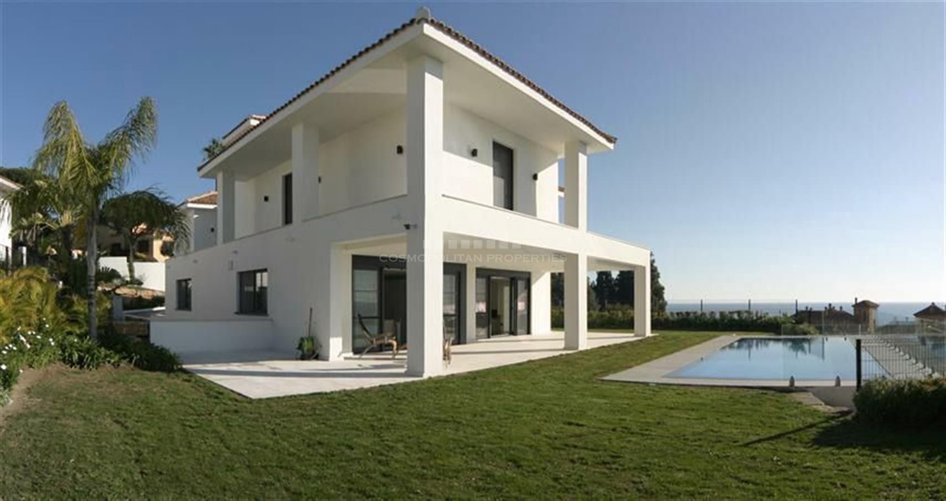 Great villa to move into in Artola Alta (Cabopino)