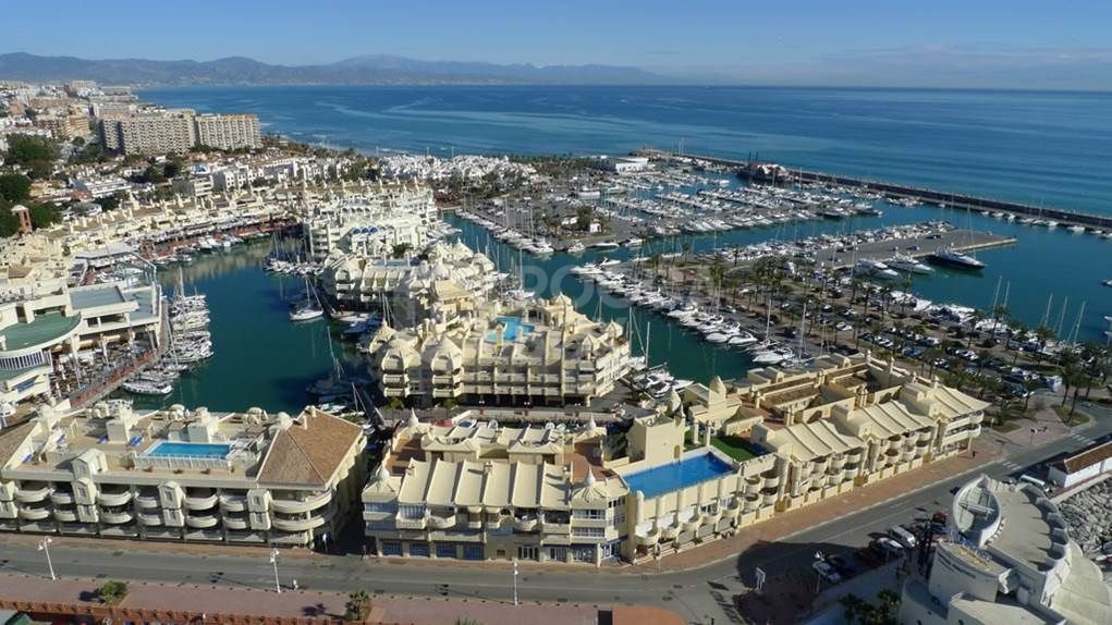 Luxurious new brand villa just 300 meters from the beach in Puerto Marina, Benalmadena