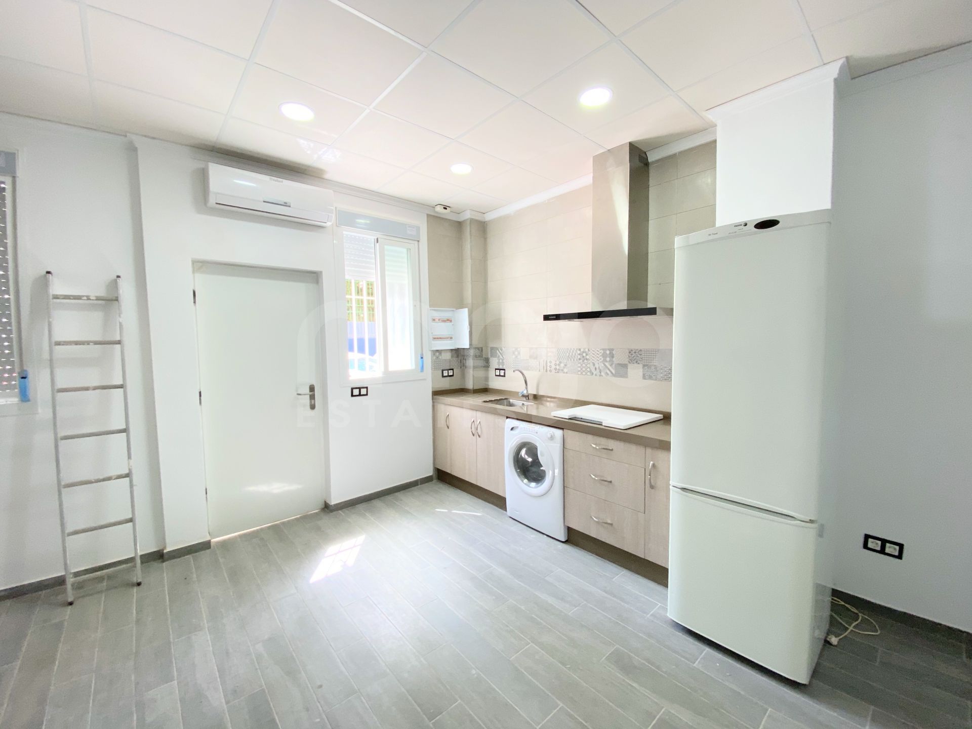 Apartamento grande de dos niveles