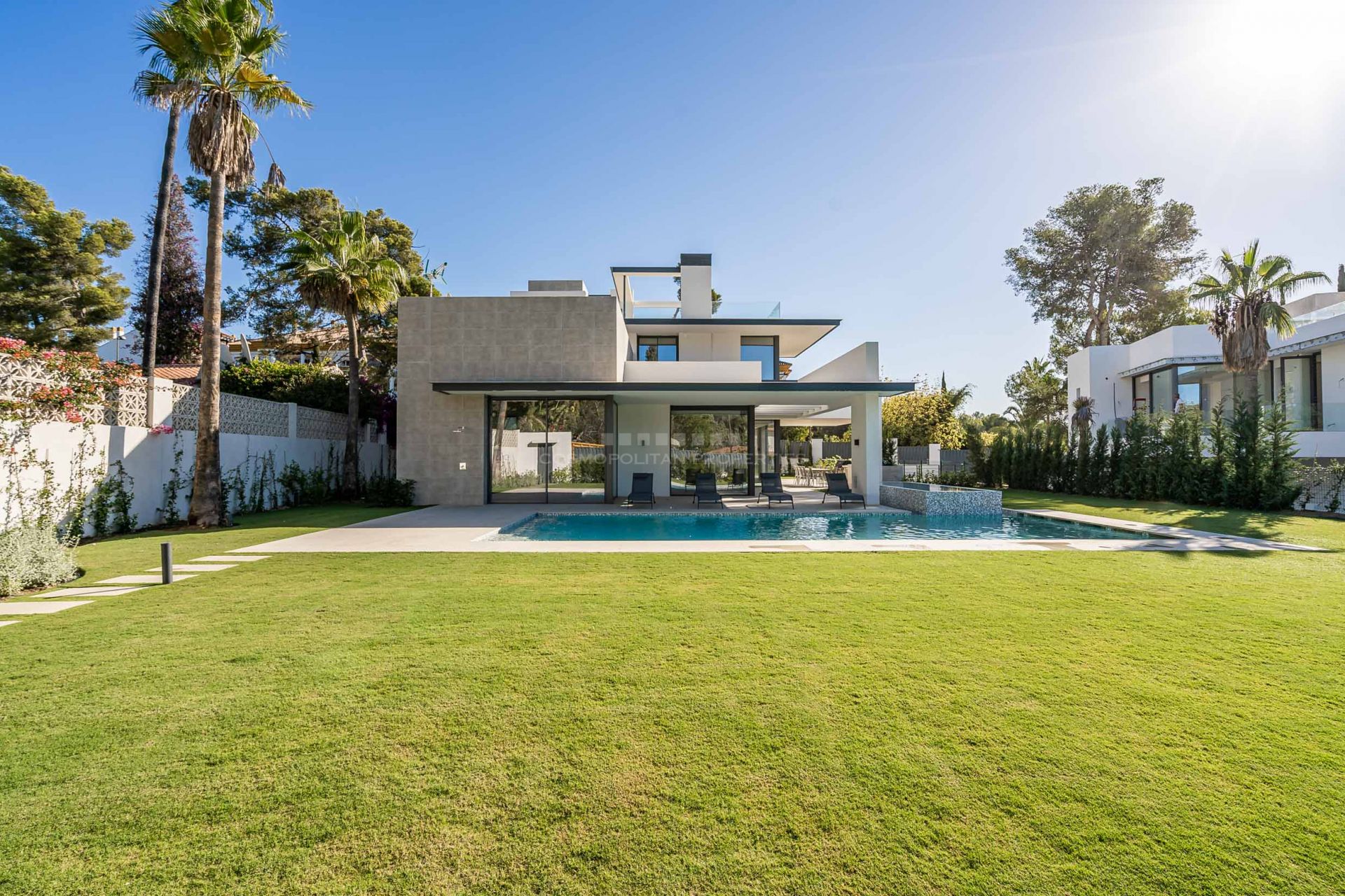 New Property Villas for sale in La Carolina, Marbella Golden Mile