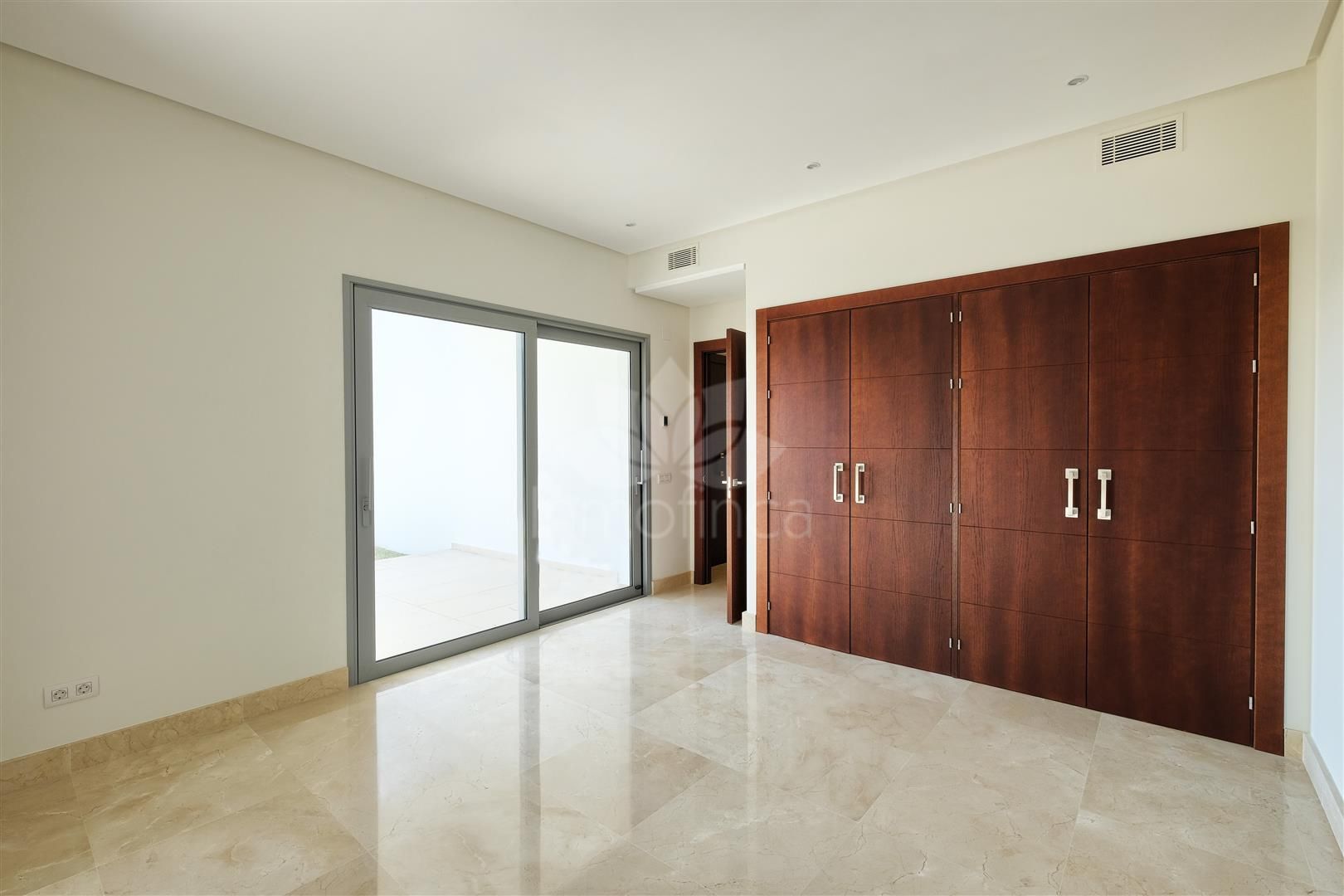 Villa en Puerto del Capitan, Benahavis