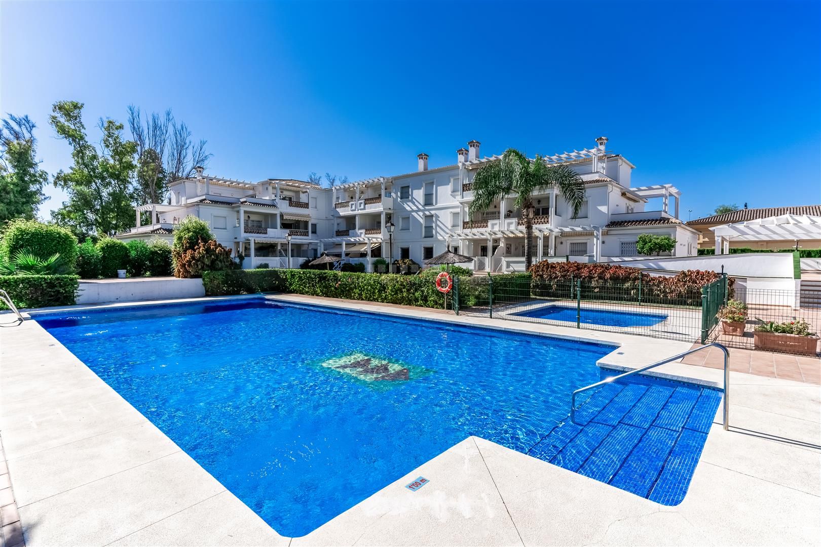 properties-for-rent-in-azalea-beach-marbella-puerto-banus