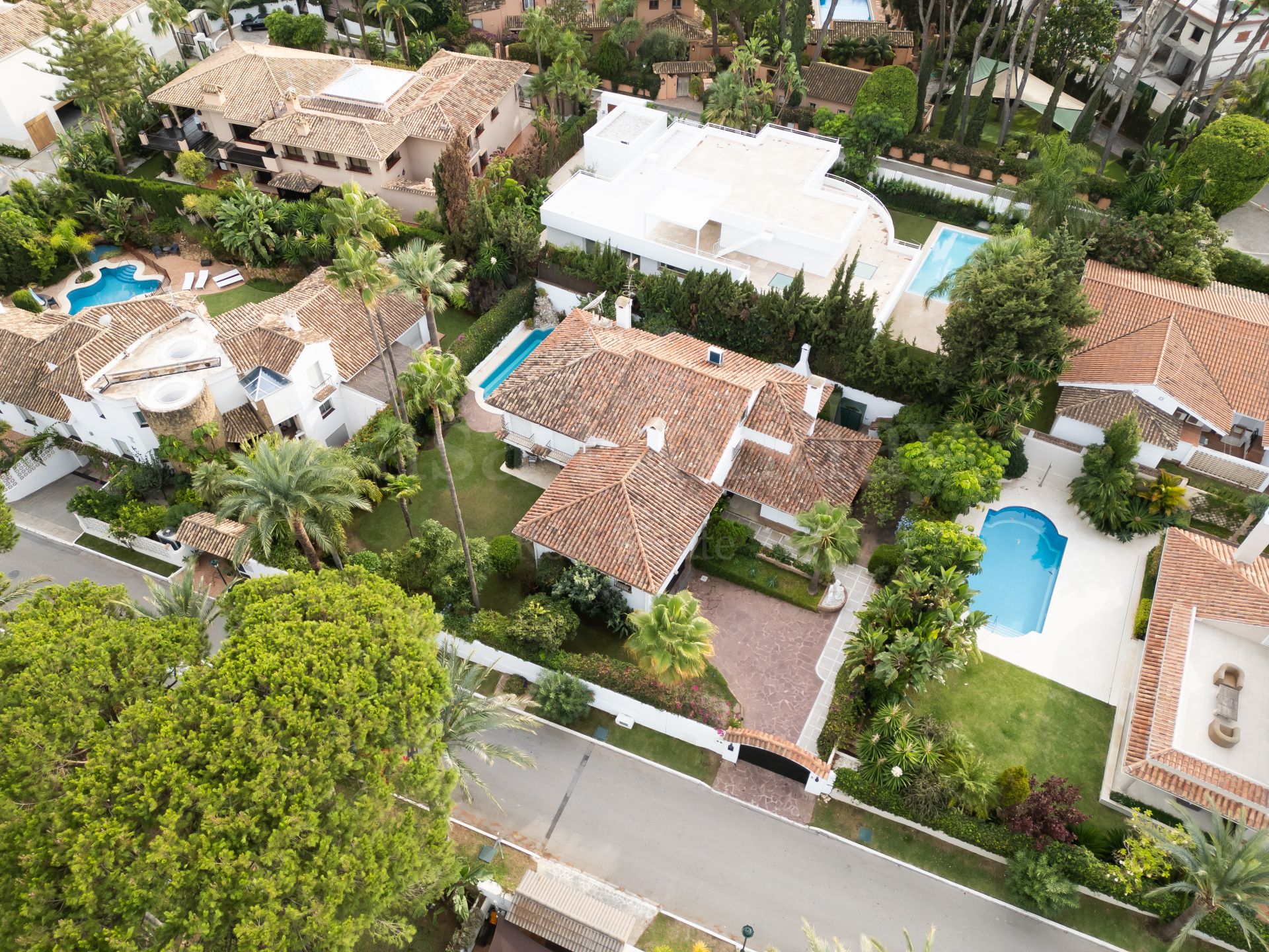 Villa in Los Monteros, Marbella