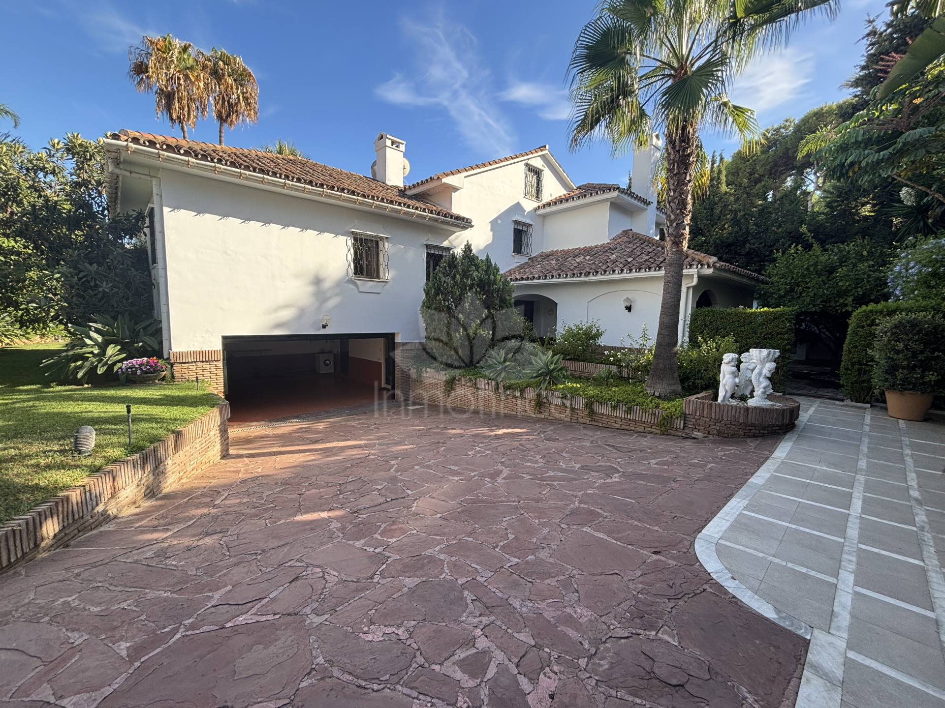 Villa en Los Monteros, Marbella