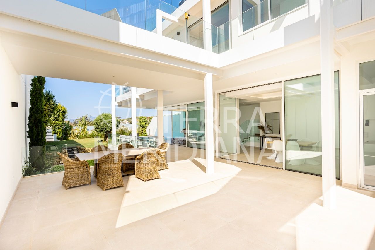 Villa in Valdeolletas, Marbella