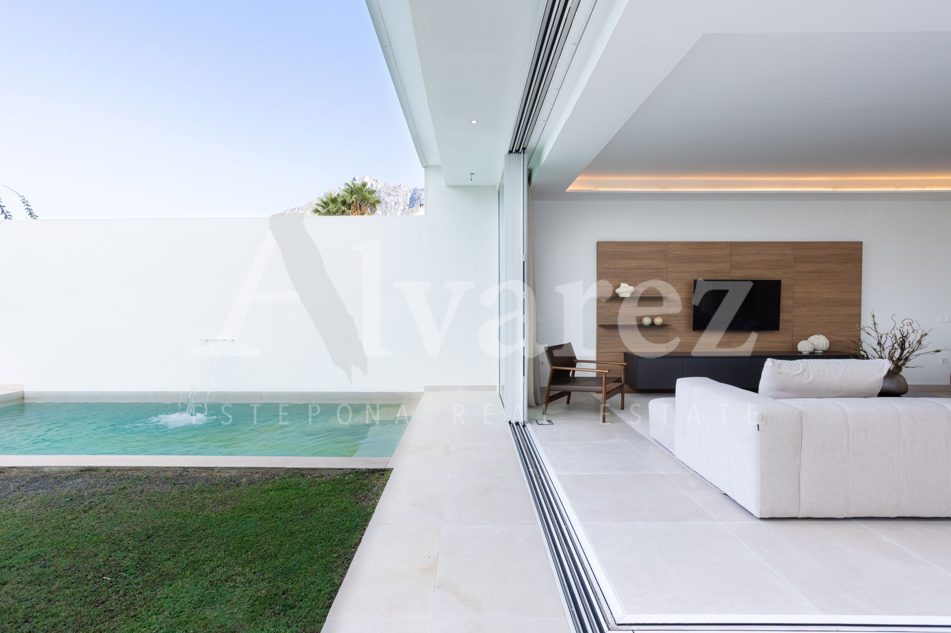Villa in Valdeolletas, Marbella