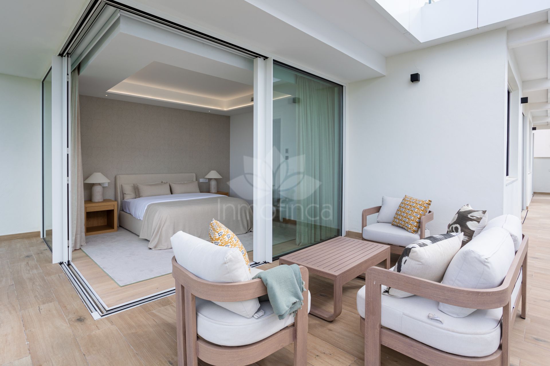 Villa in Valdeolletas, Marbella