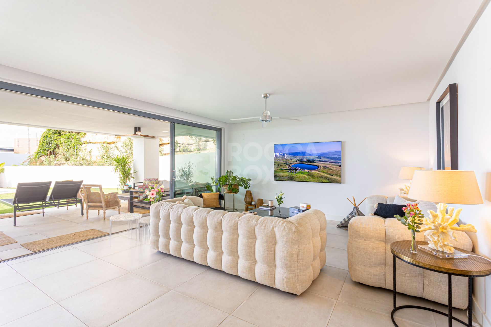 Spacious Apartment with Private Garden and Pool Next to Cabopino Golf, East Marbella