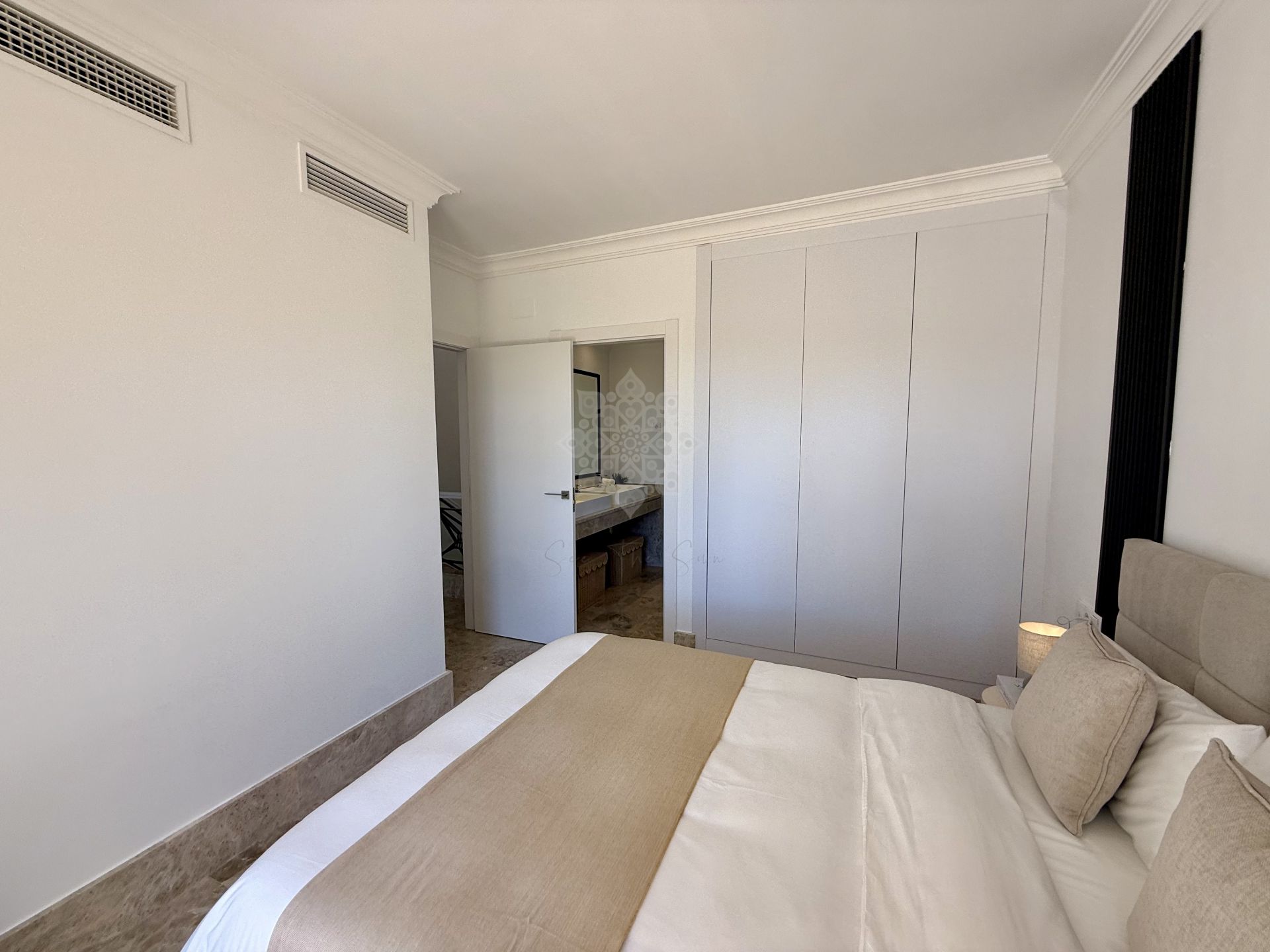 Semi Detached House in Santa Clara, Marbella