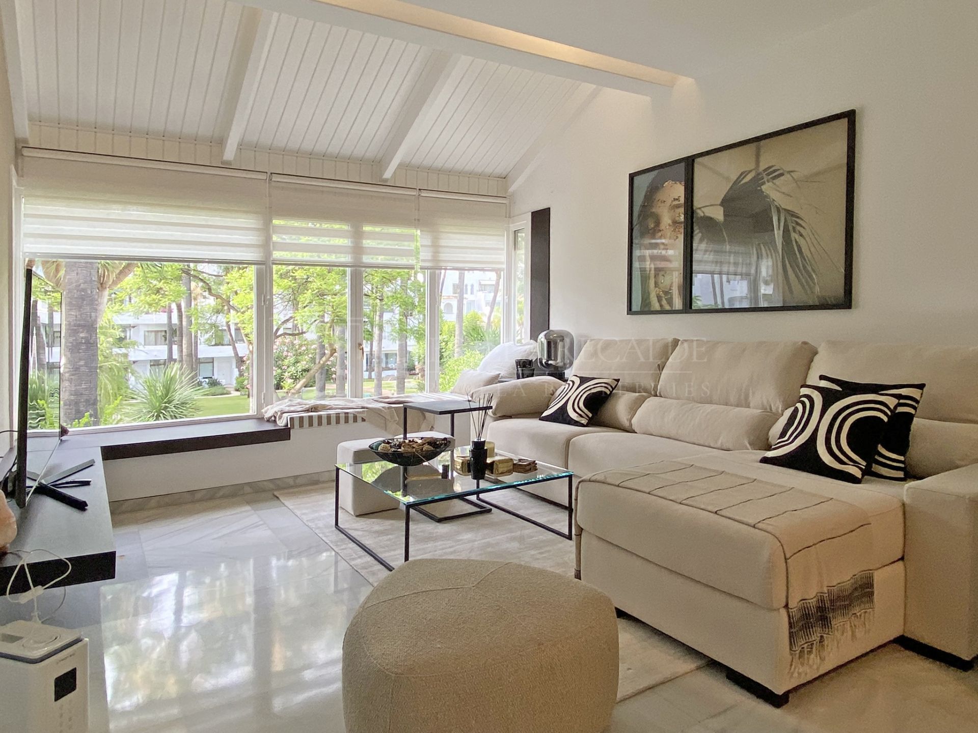 Apartment for sale in Alcazaba, Marbella - Puerto Banus