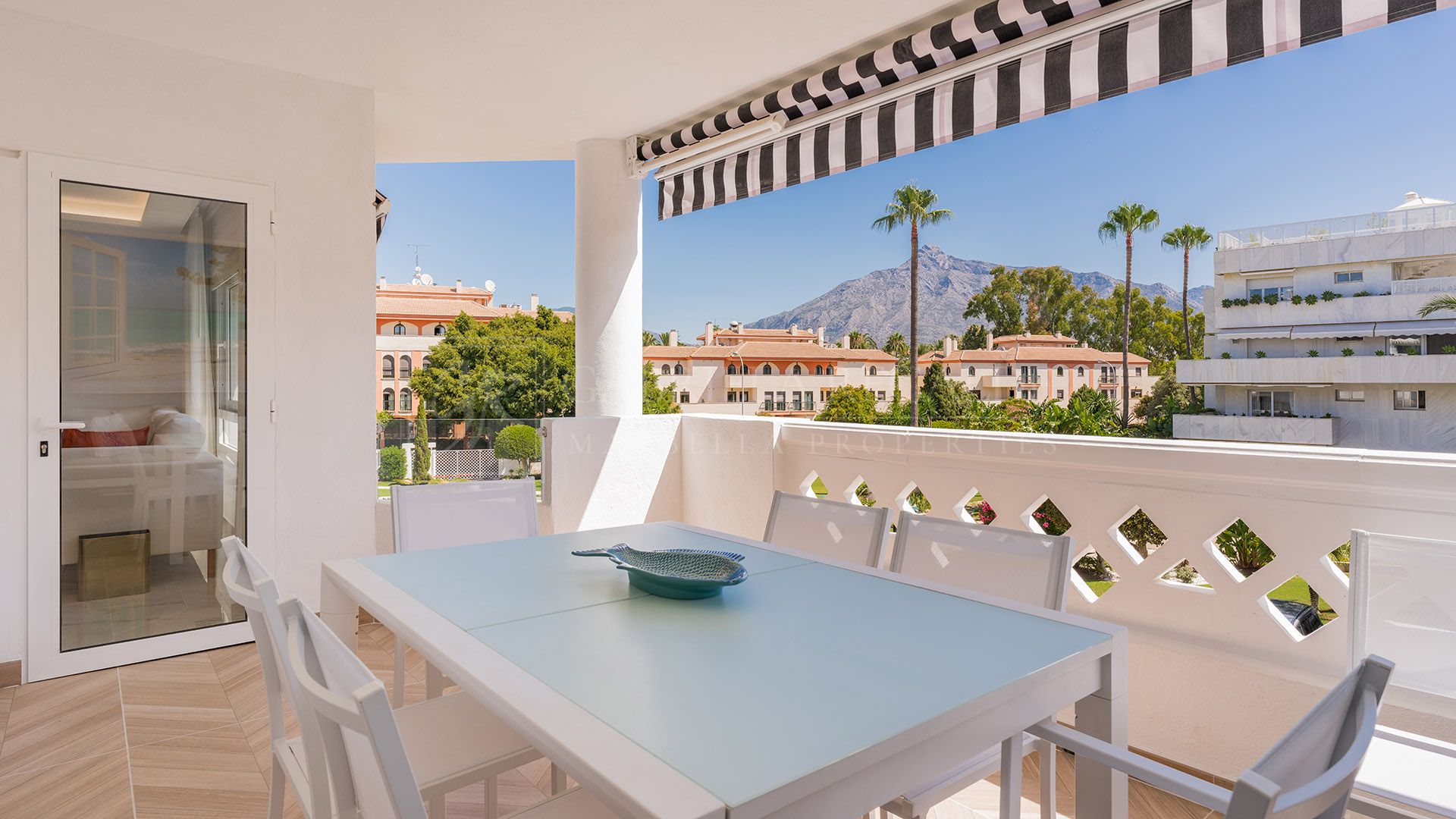 Apartamento en venta en Playa Rocio, Marbella - Puerto Banus