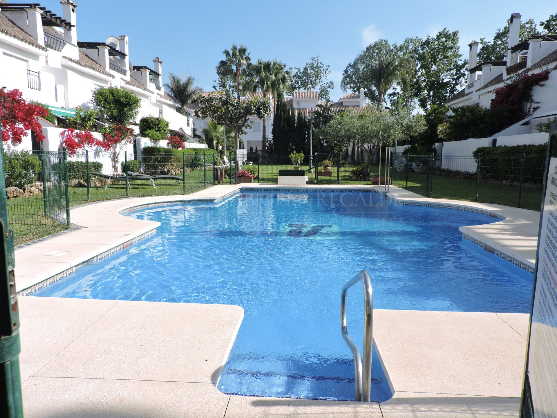 Charming Townhouse in Los Naranjos