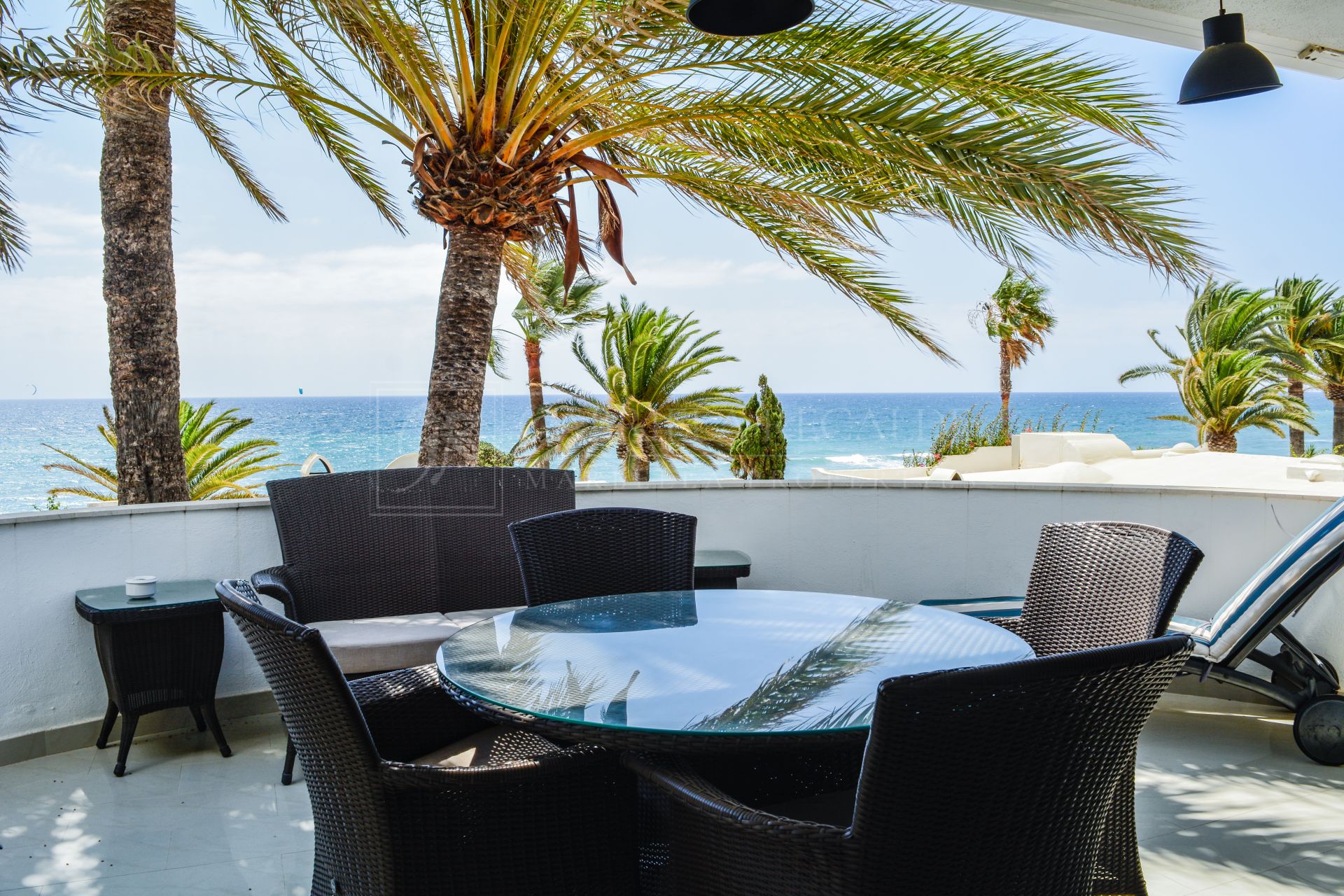 Luxury 3 bedroom first line beach house in Golden Mile