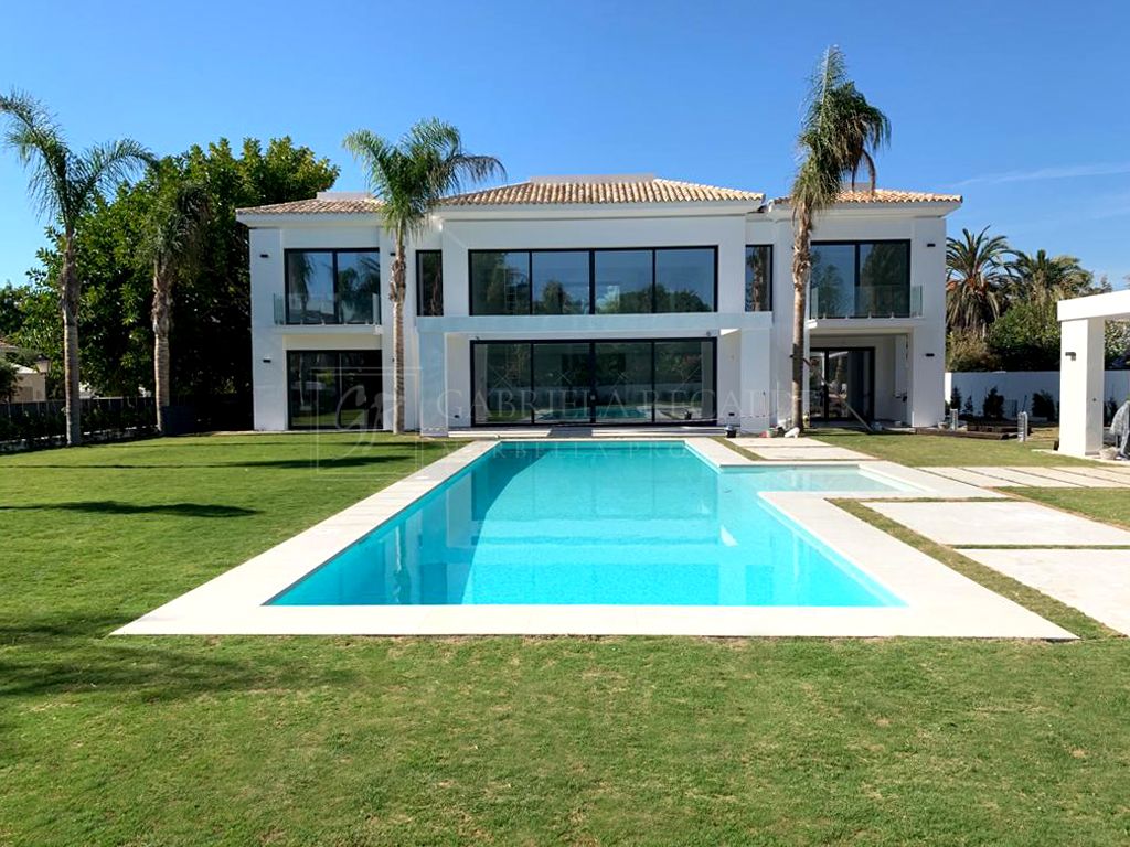 Amazing Villa Near the Beach