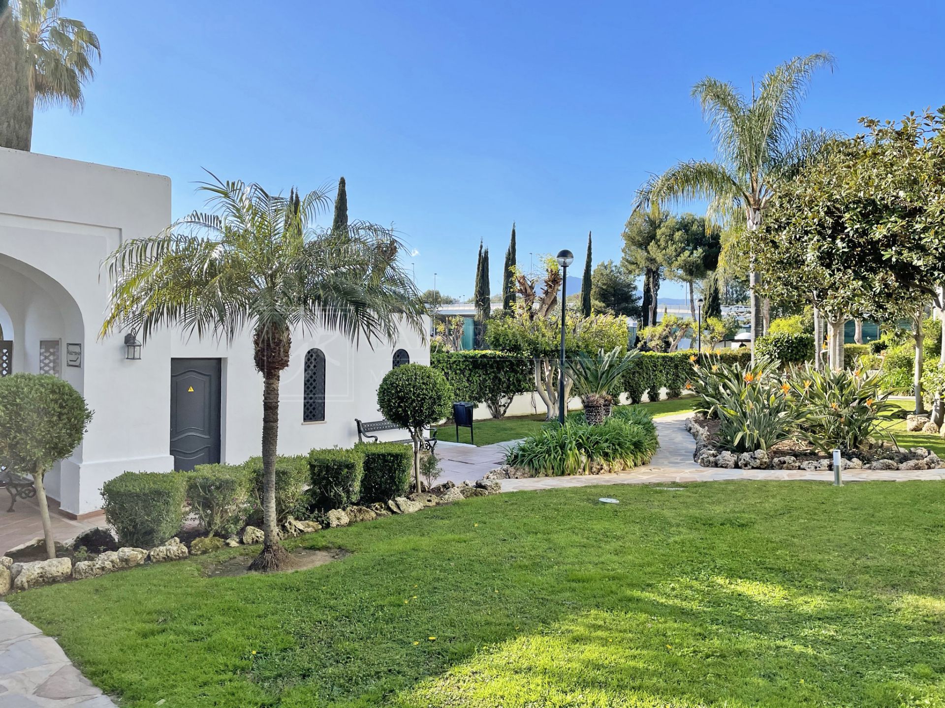 Fantastic Two Bedroom Penthouse in Puerto Banús