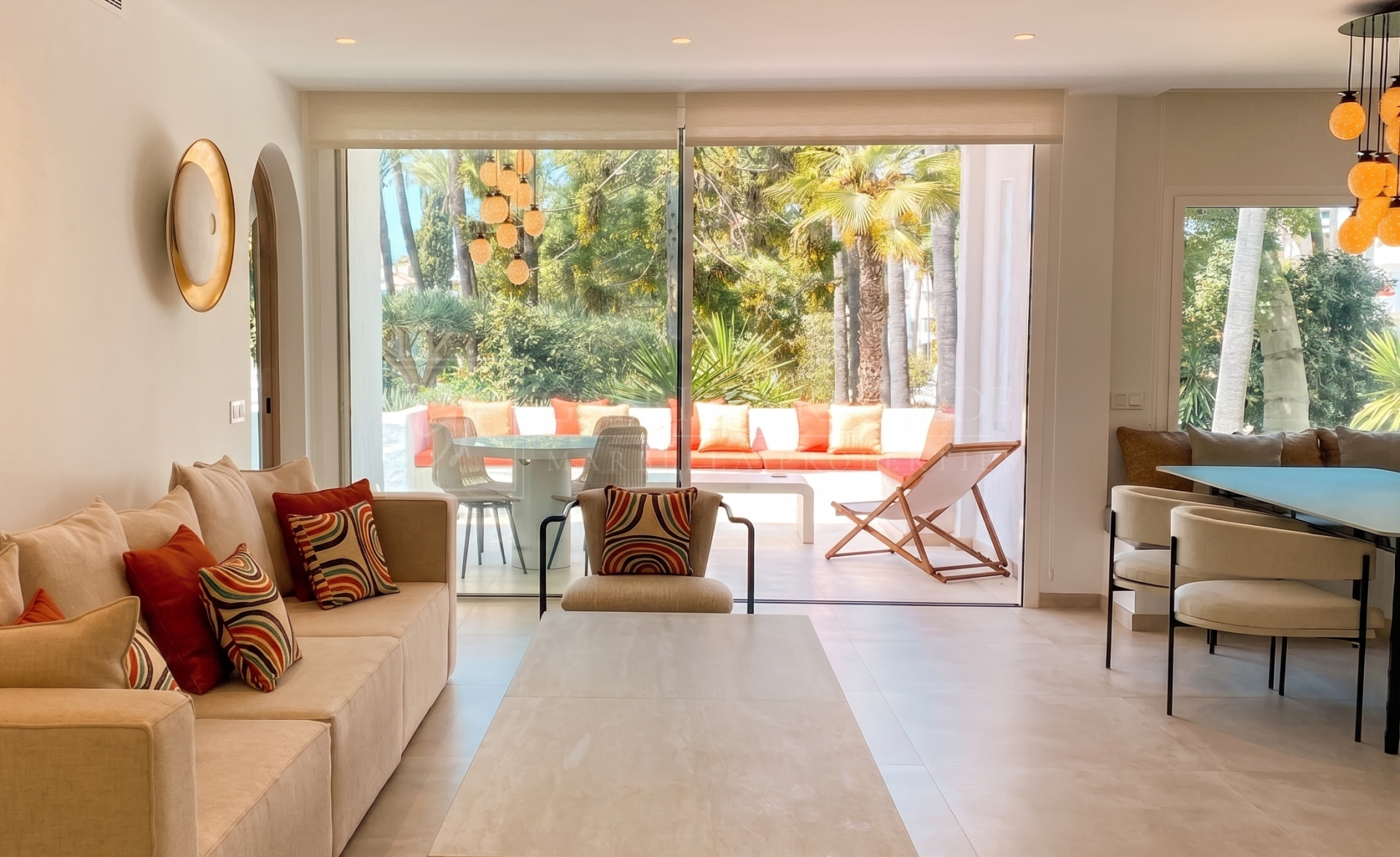Fully refurbished 3 bedroom apartment with fantastic views!