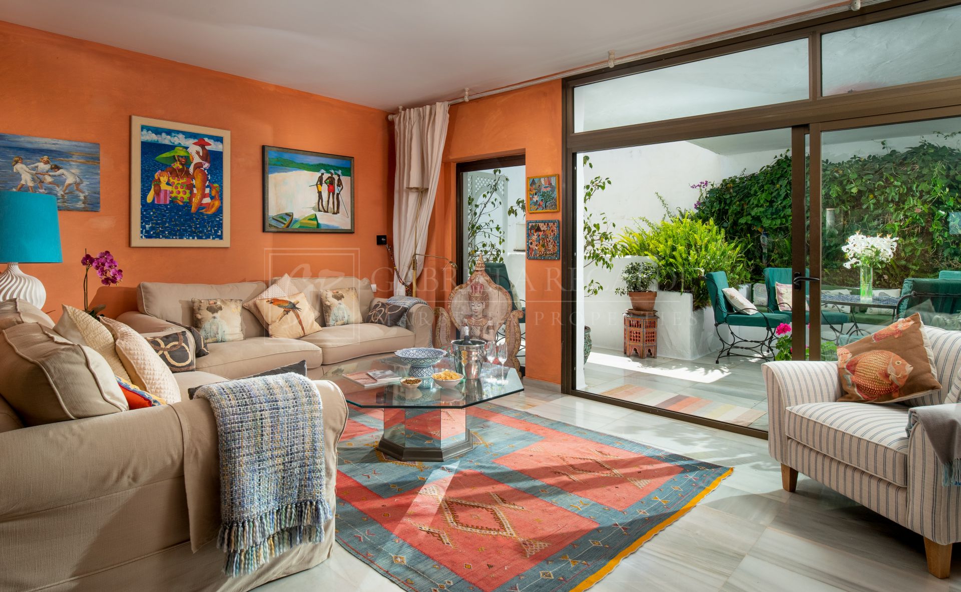 Apartment for sale in Alcazaba, Marbella - Puerto Banus