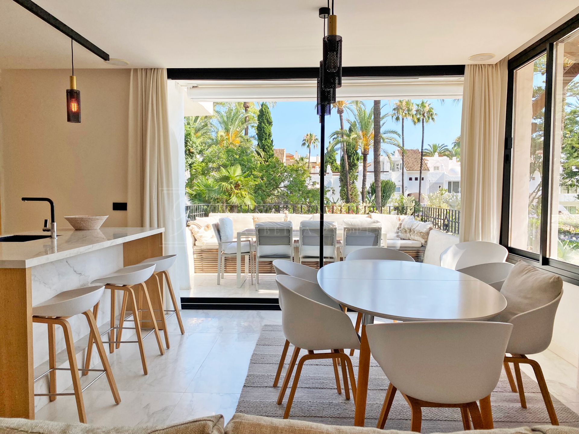 Apartamento en venta en Marbella - Puerto Banus