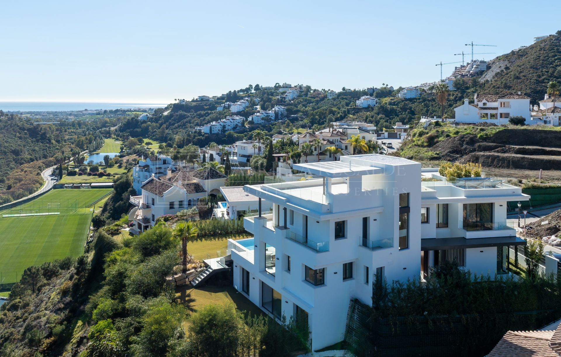 Villa en venta en Lomas de La Quinta, Benahavis