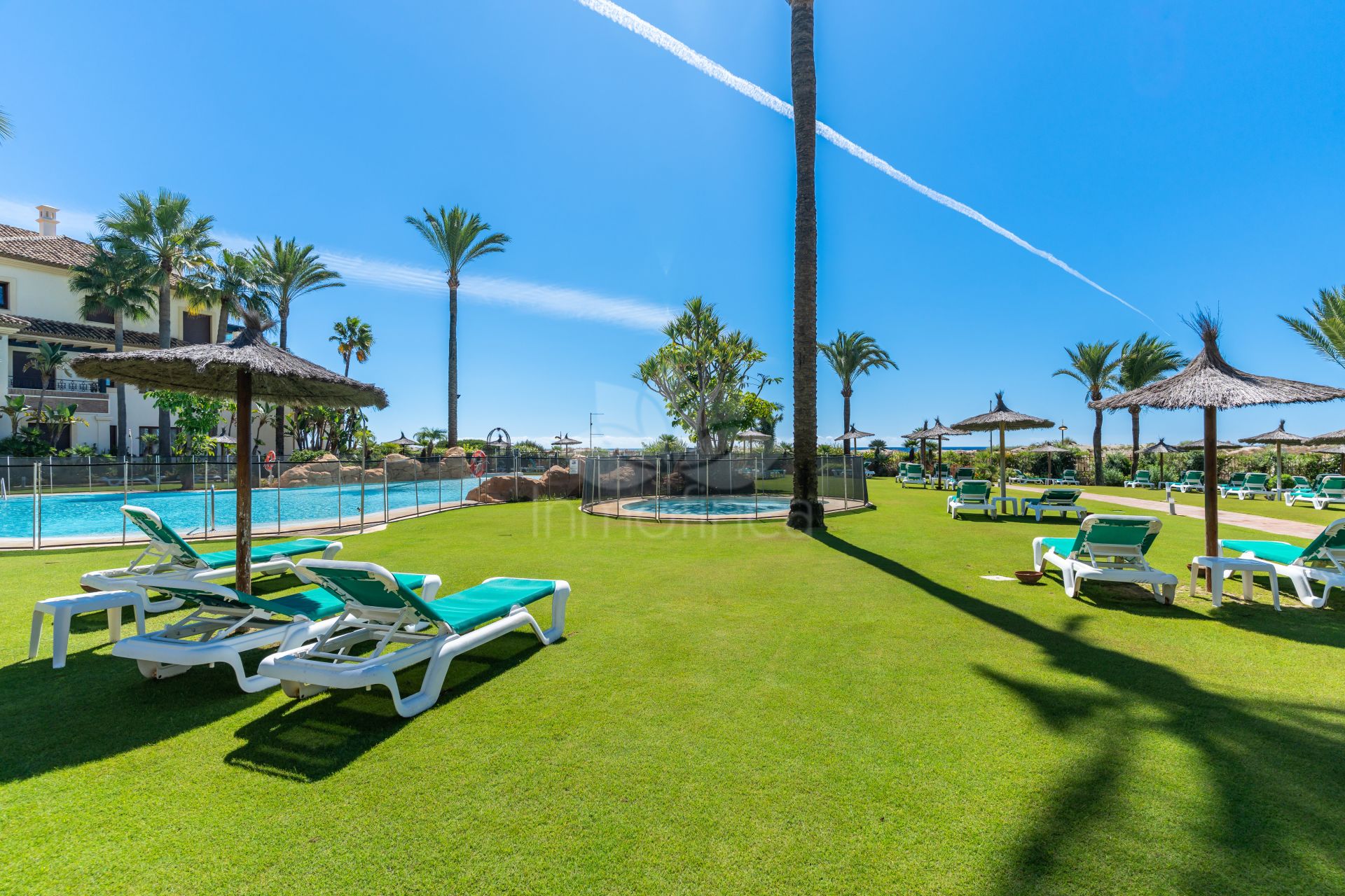 Apartamento en Los Monteros Playa, Marbella
