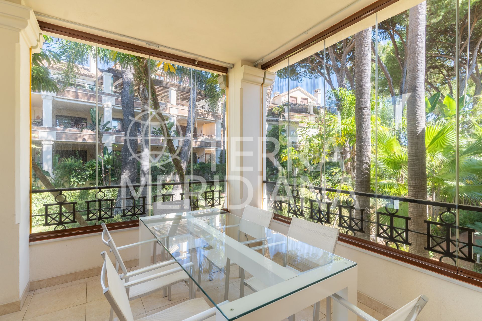 Apartment in Los Monteros Playa, Marbella