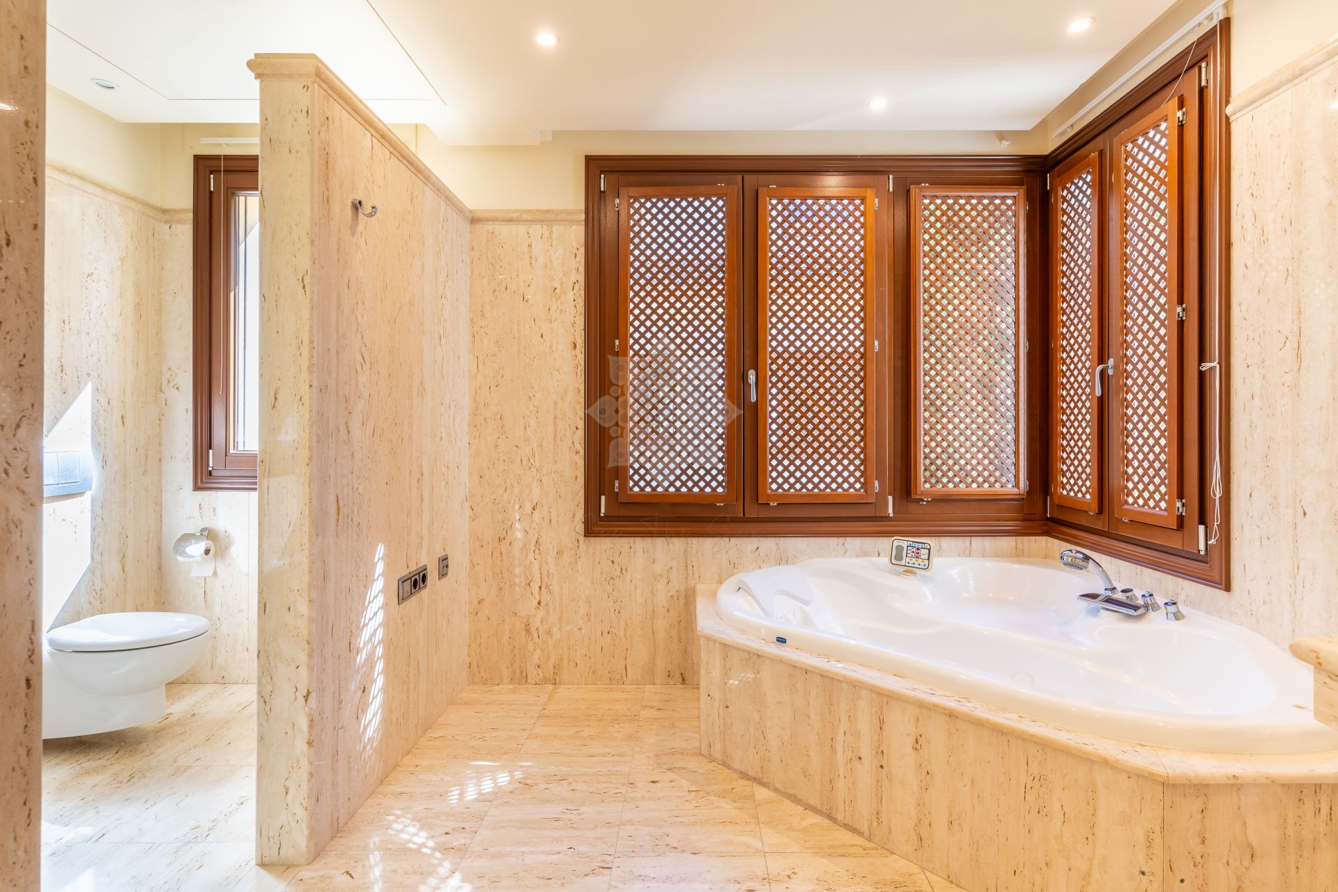 Apartment in Los Monteros Playa, Marbella