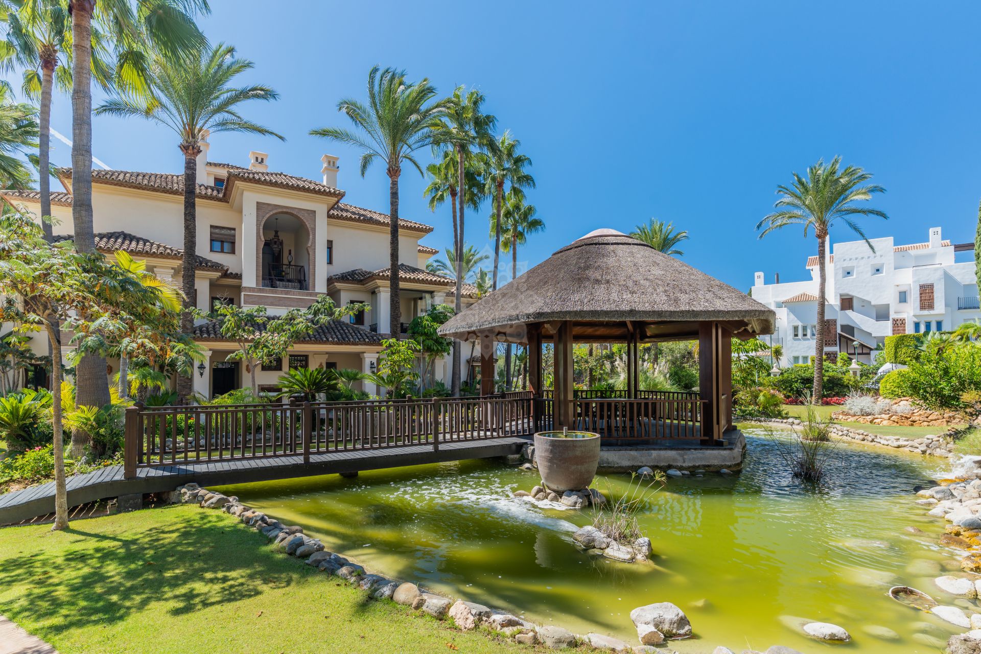 Apartment in Los Monteros Playa, Marbella