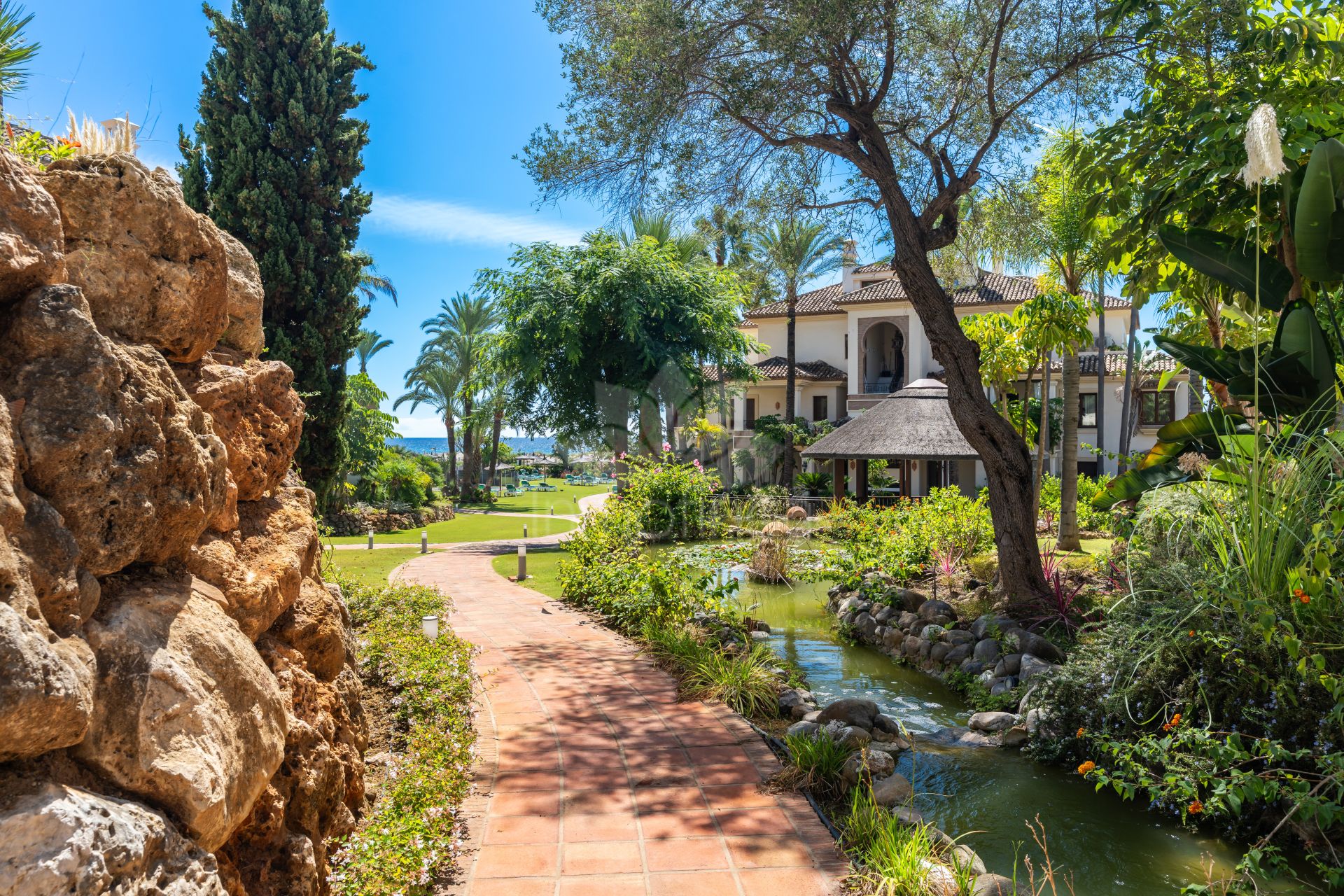 Apartamento en Los Monteros Playa, Marbella